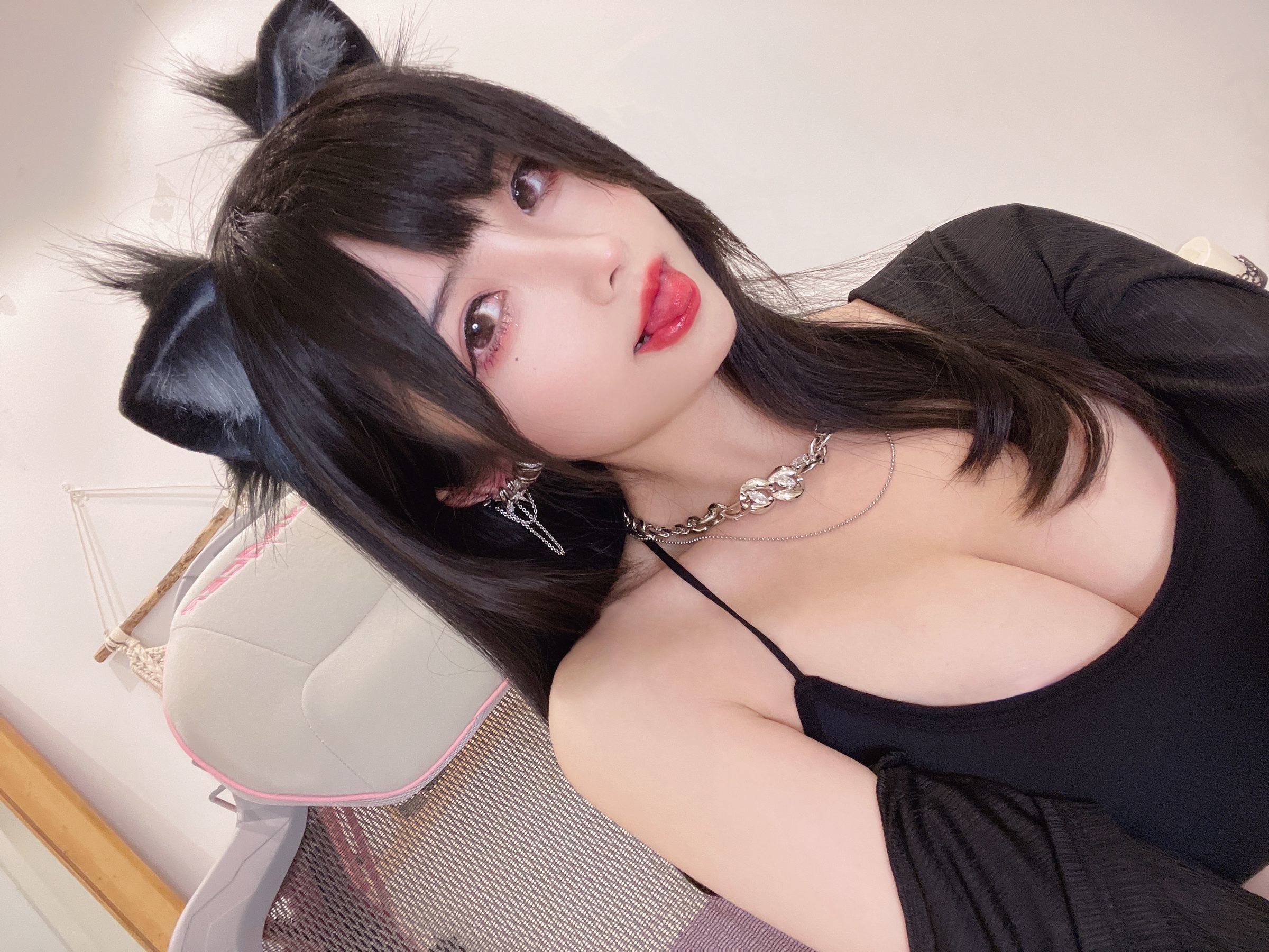 COS福利rioko凉凉子 – 辣妹猫猫 [20P]