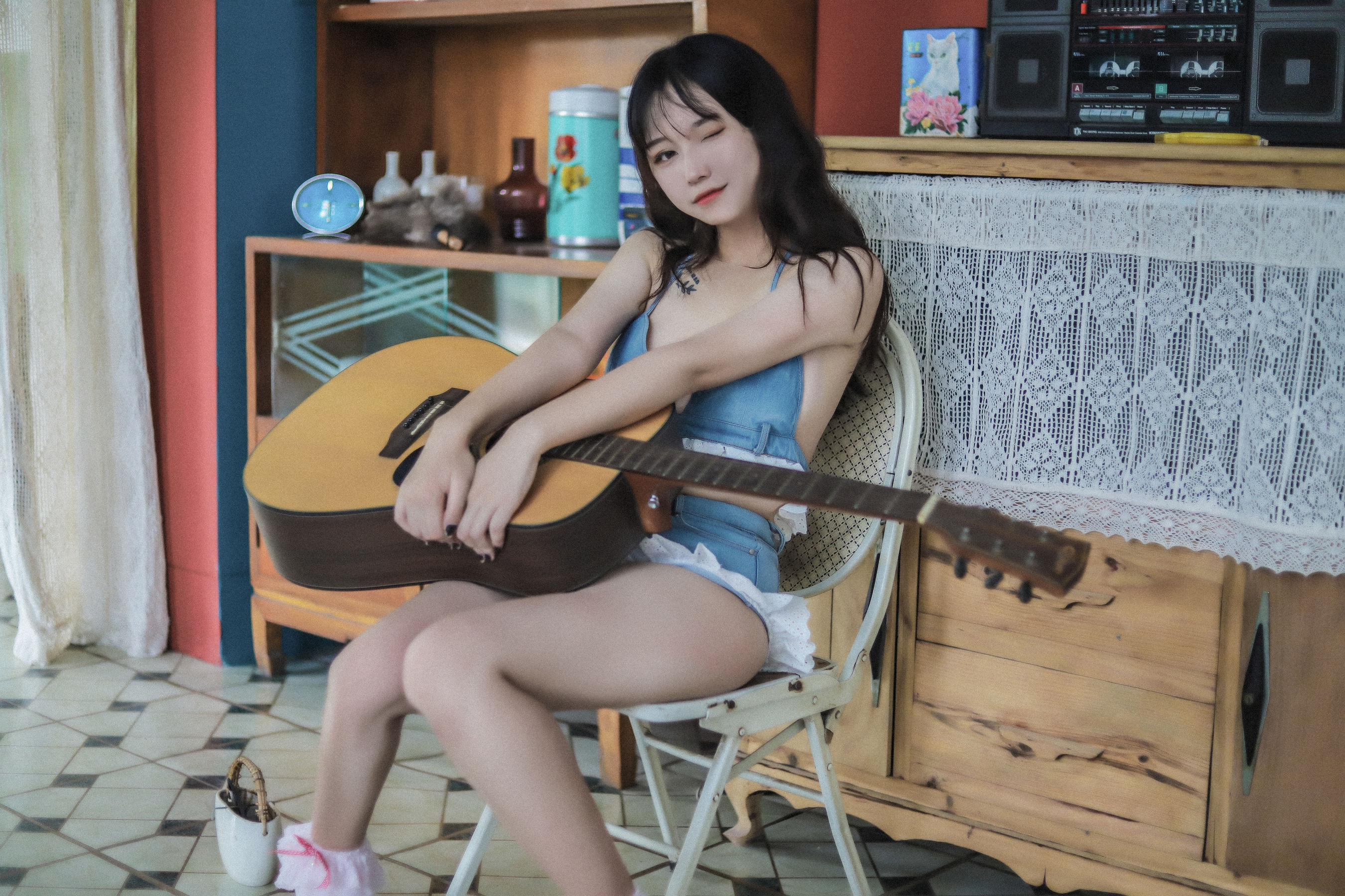 奇行家狗崽(棕桠阿狗崽) – 桃子听蝉 [22P]