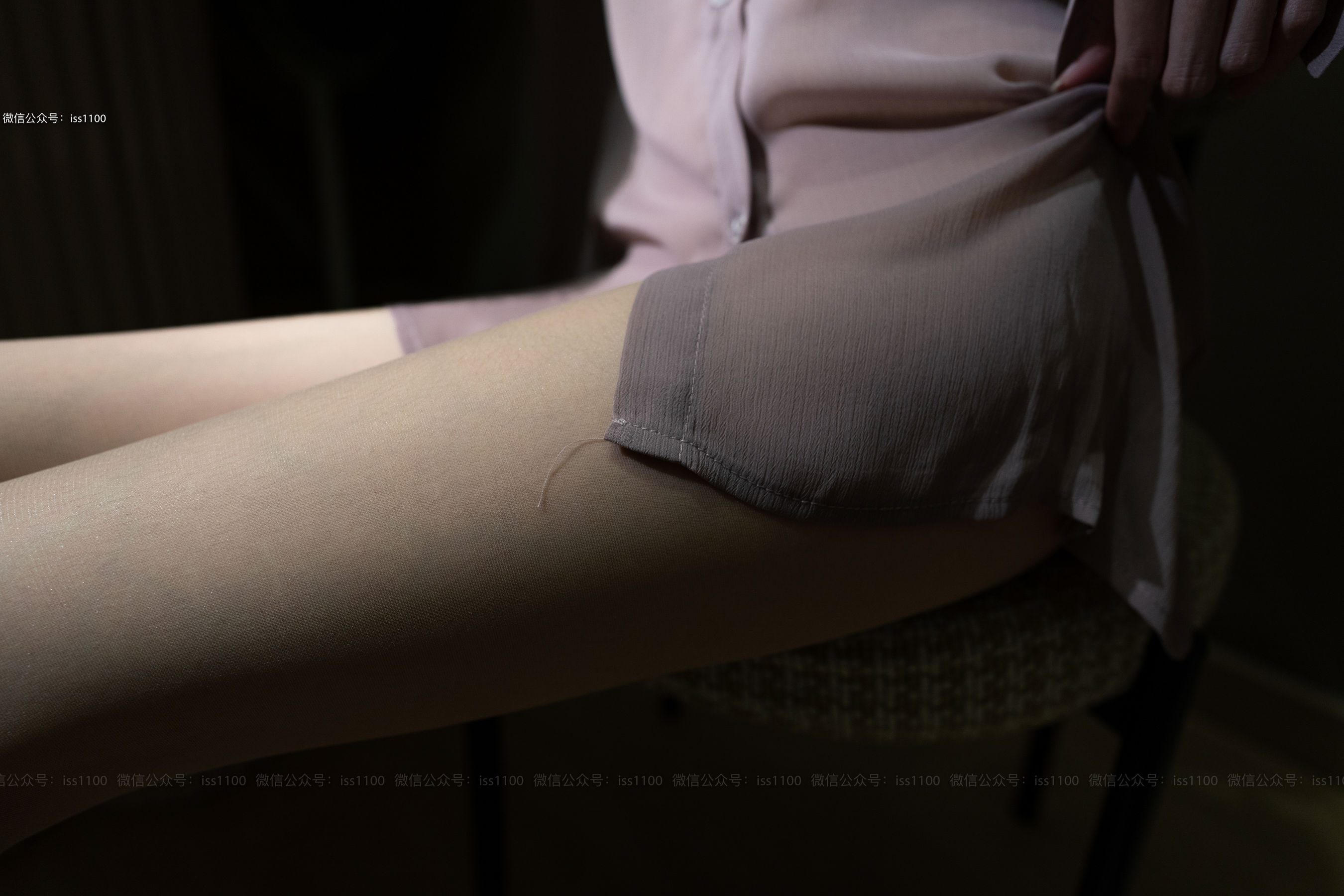 [ISS系列] 酸酸 粉衬衫 [75P]