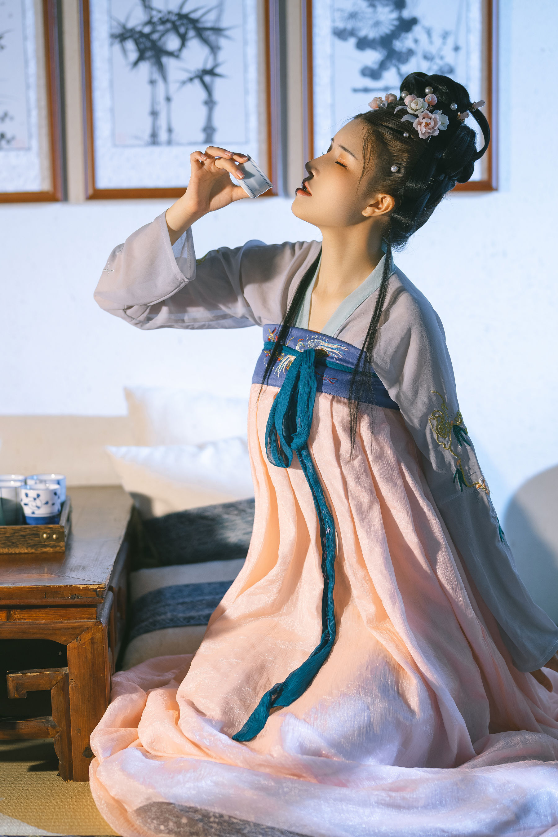 鹿八岁 – X铁手叫兽 汉服 [56P]
