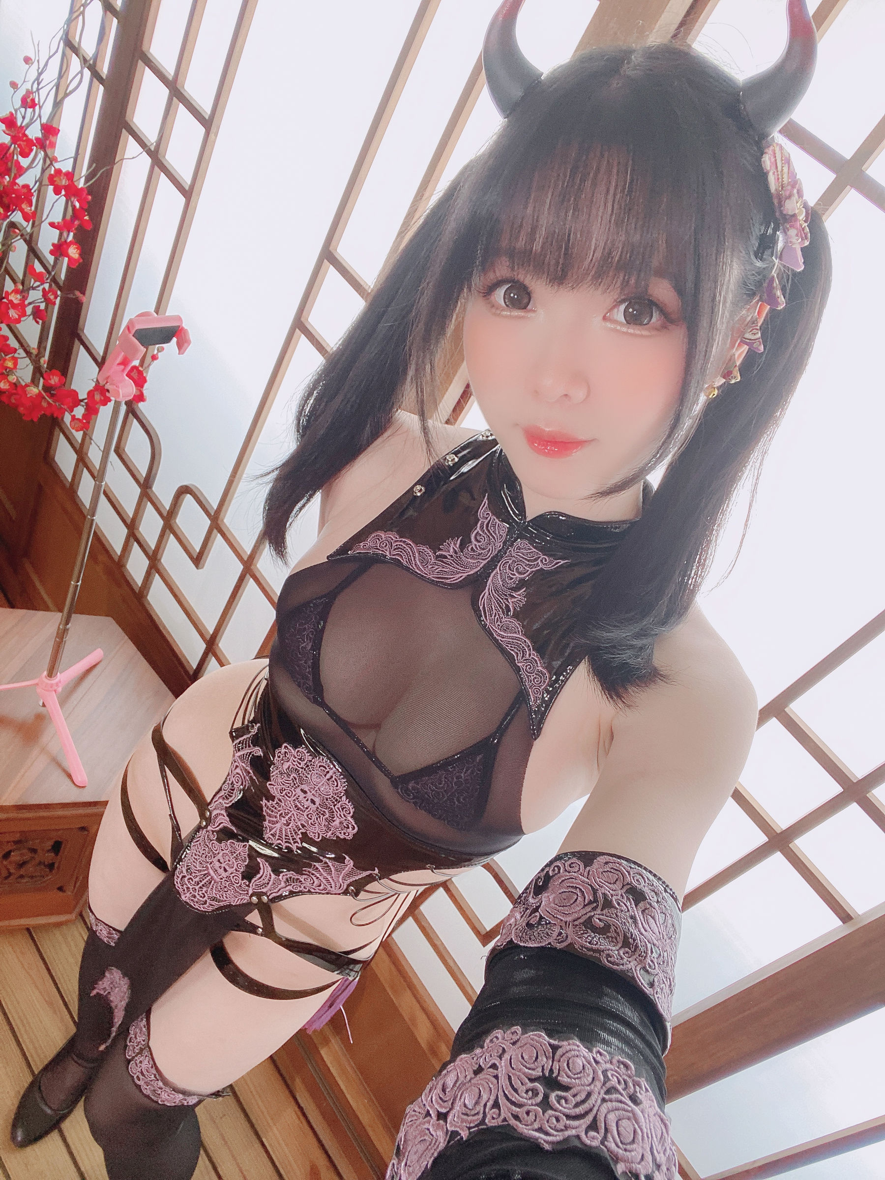 微博妹纸霜月shimo[fantia] 2022-11-14 [20P]