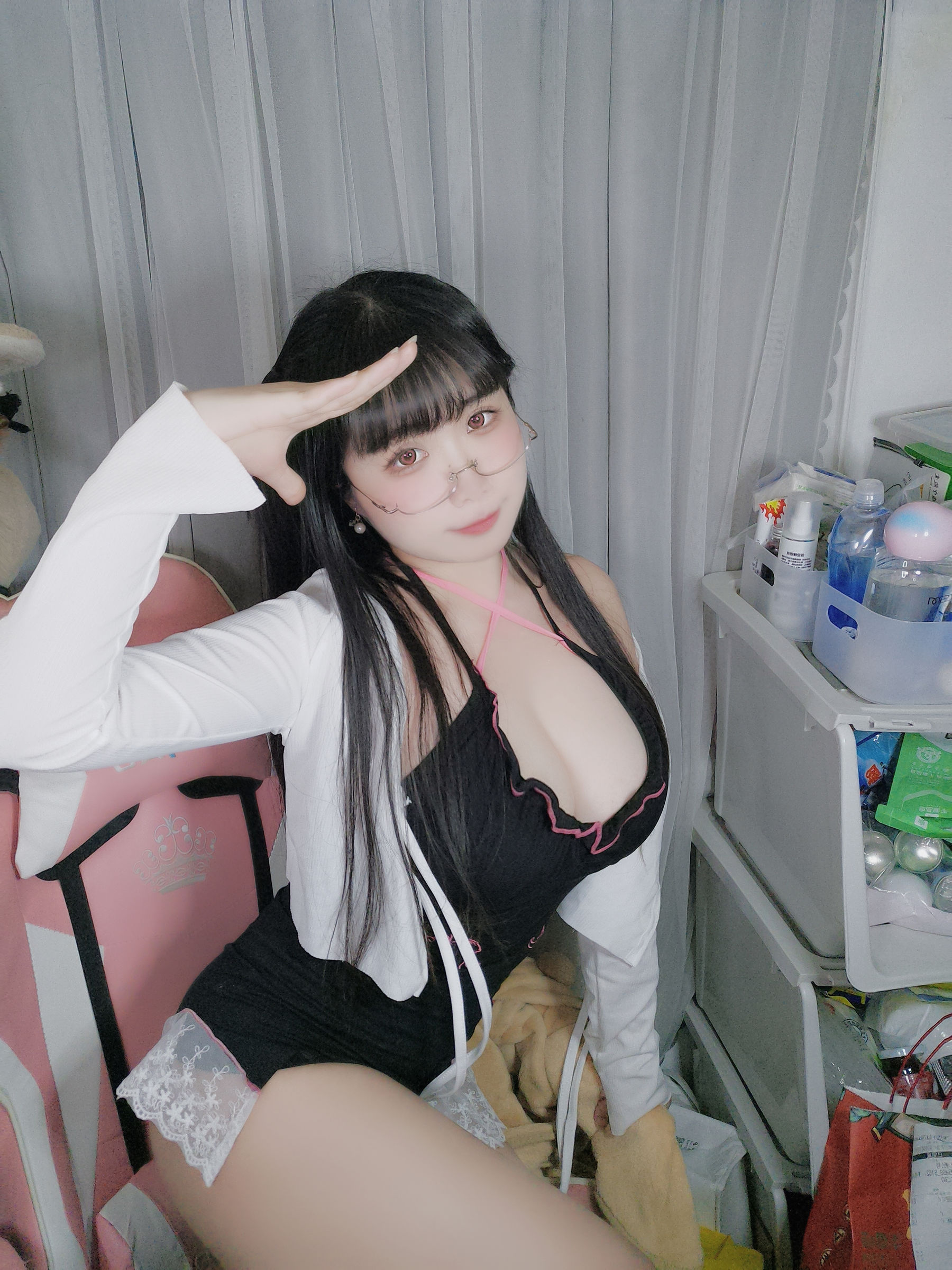 贞子蜜桃 – 心心眼 [10P]