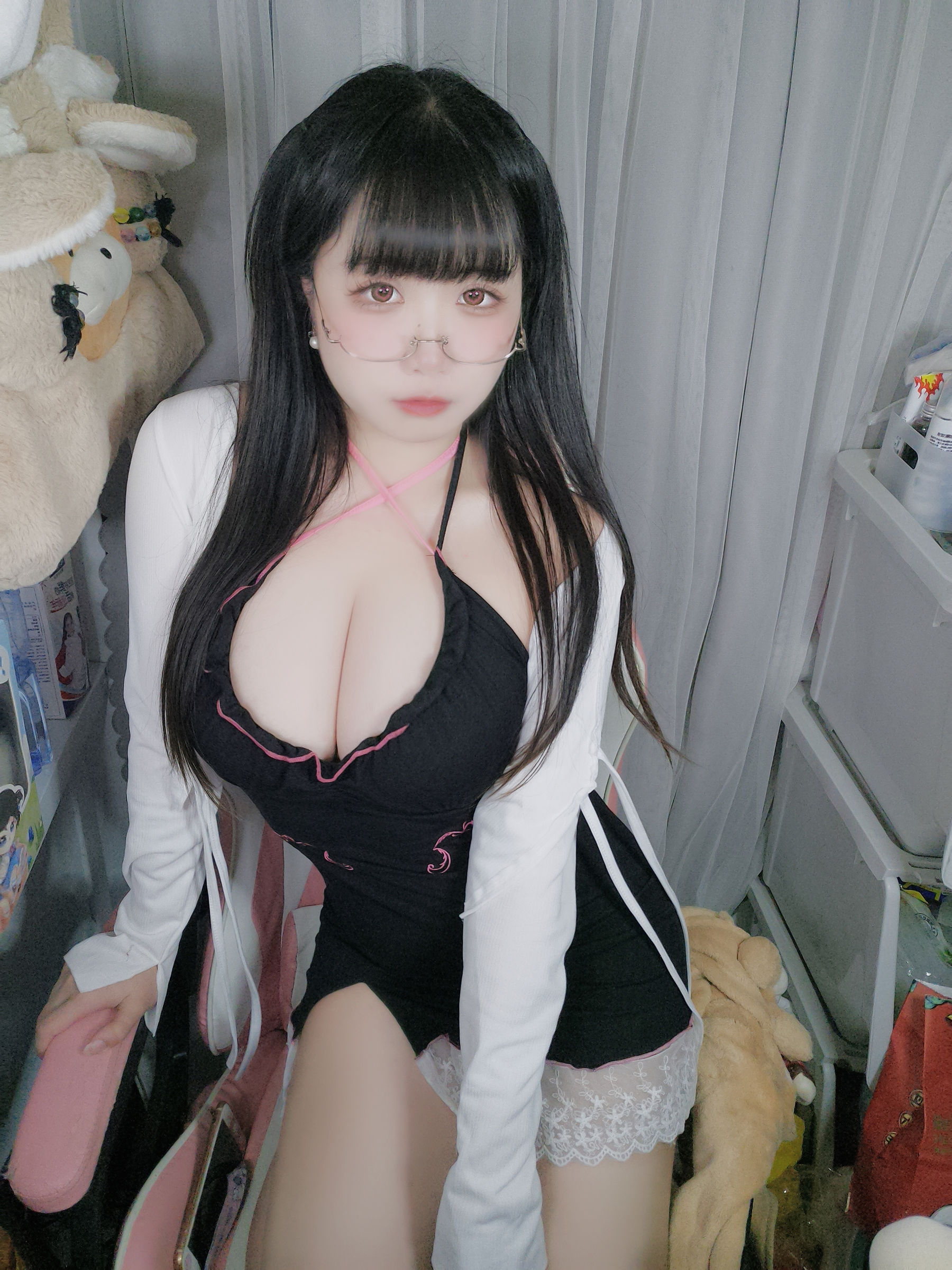 贞子蜜桃 – 心心眼 [10P]