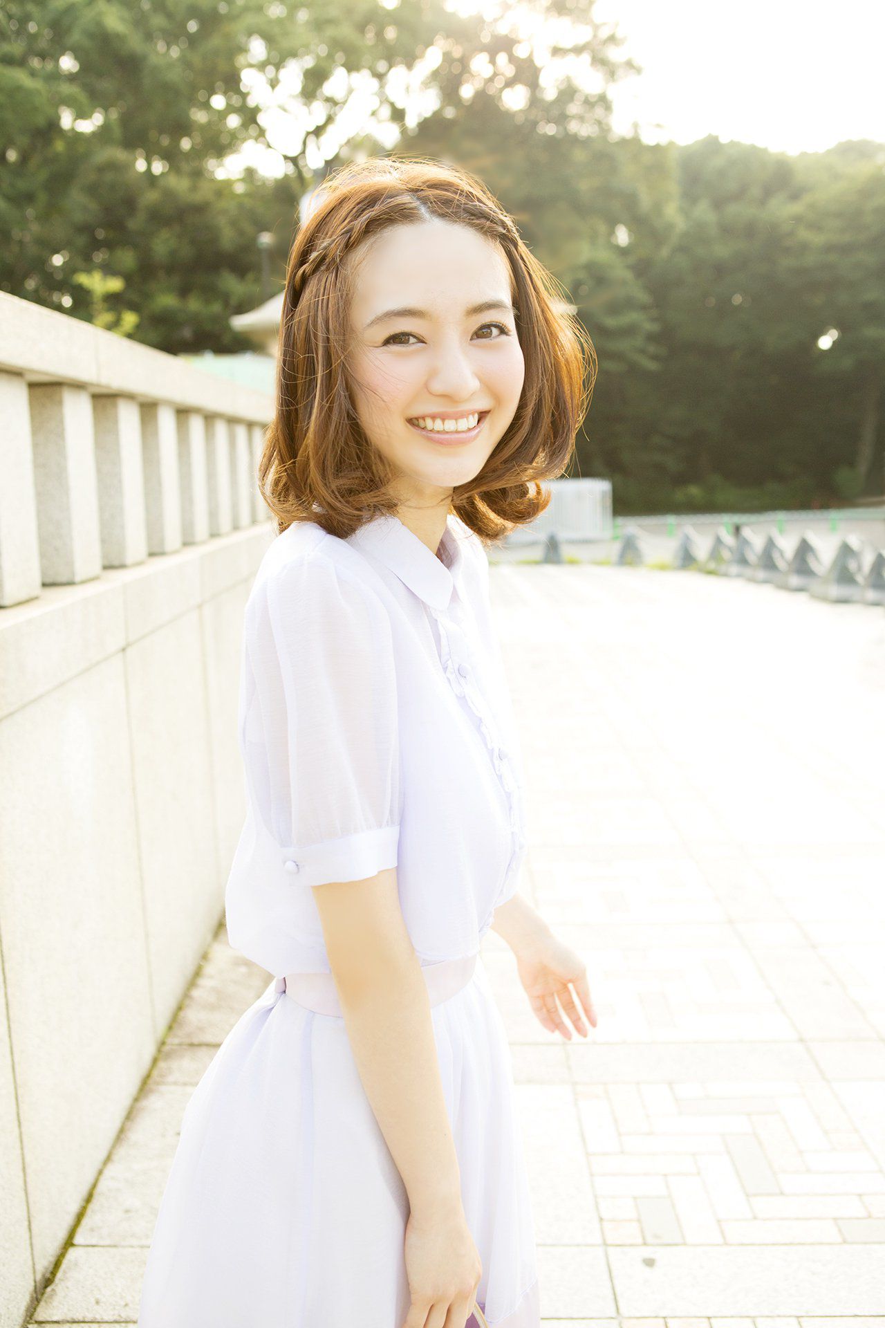 逢沢りな Rina Aizawa《夕暮れハンカチーフ》 [21P]