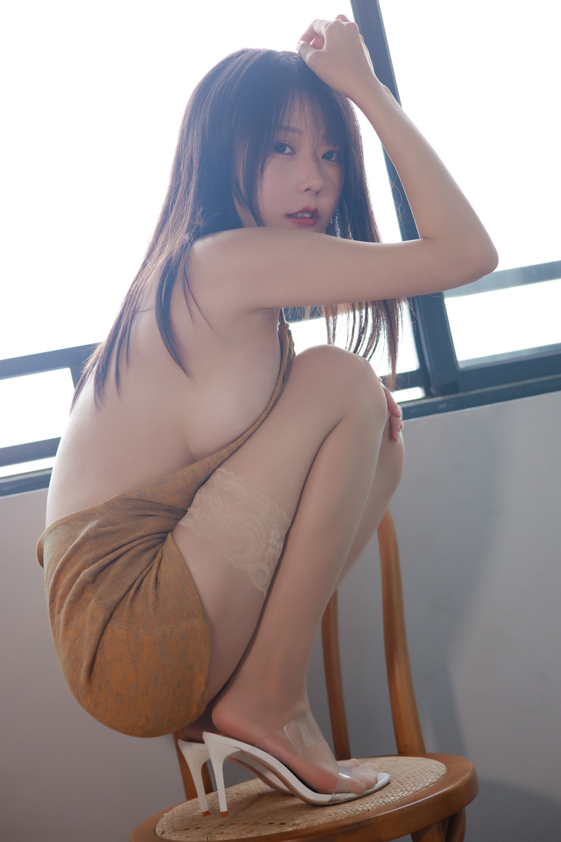 香草喵露露 – 杨枝甘露 露背裙裙 [54P]