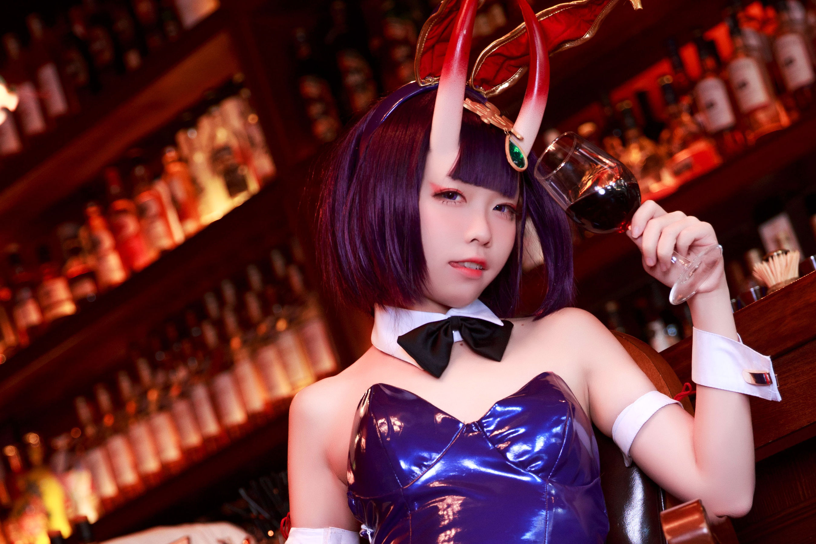 动漫博主G44不会受伤 – 酒吞兔女郎 [16P]