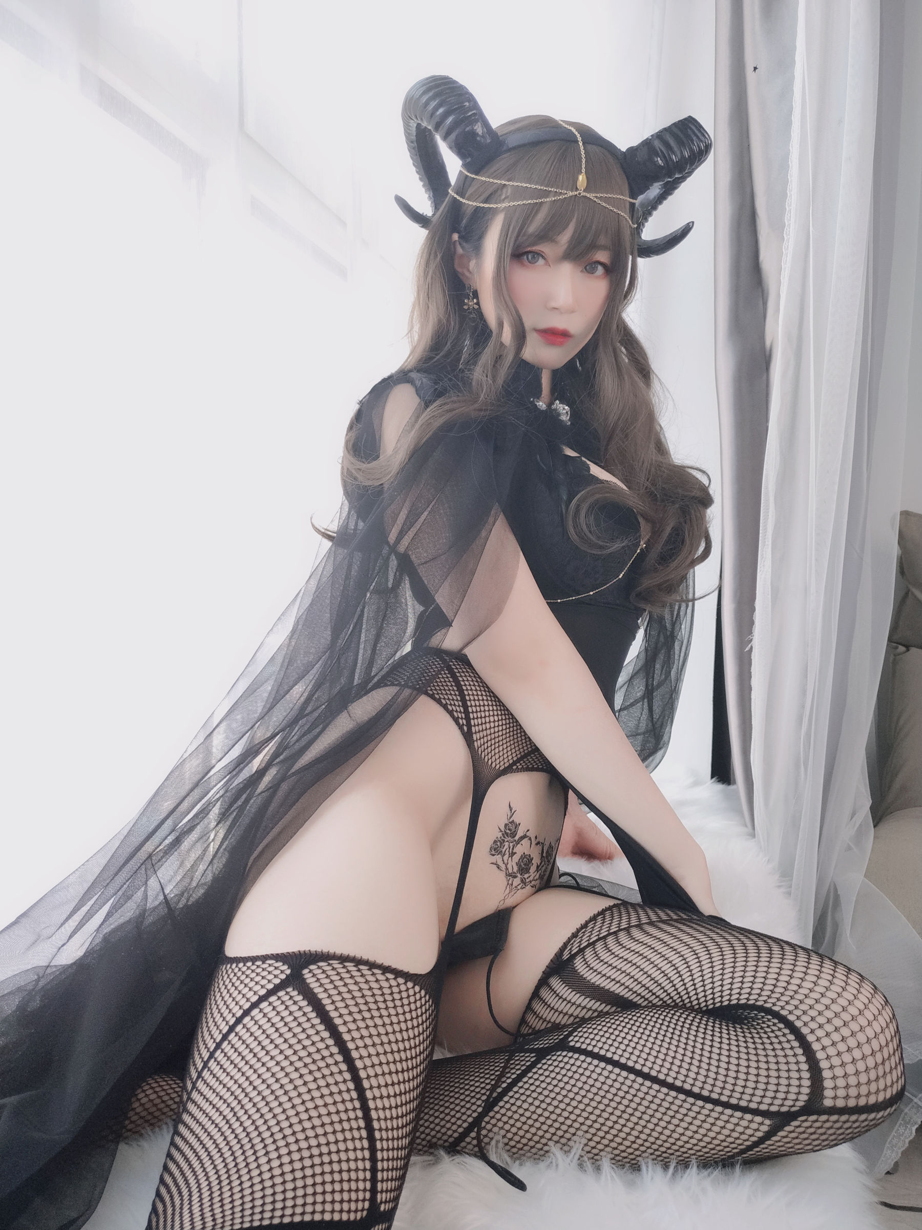 Coser小姐姐白银 黑山魅魔 [50P]