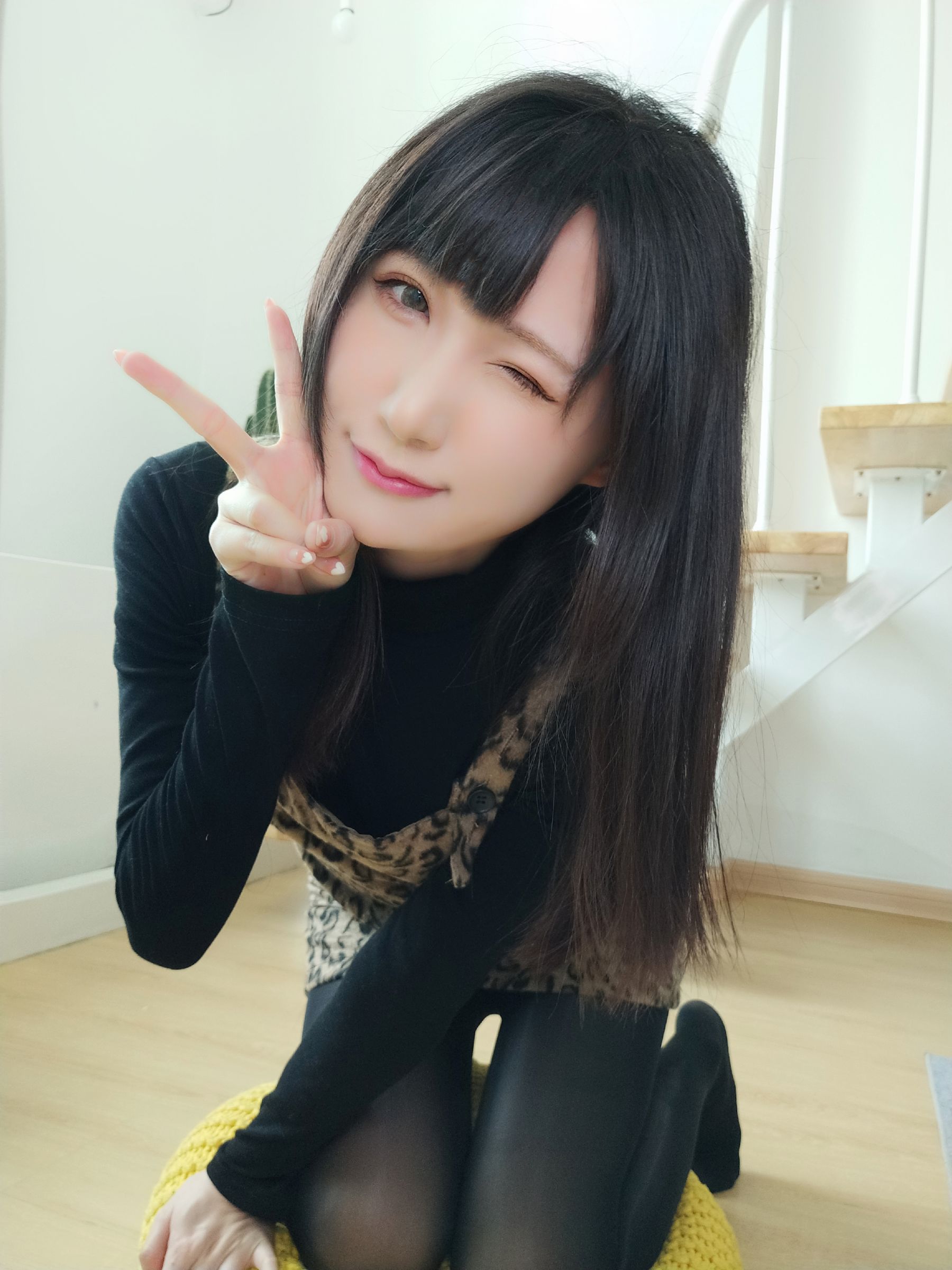 木之本果 – 豹纹常服 [22P]