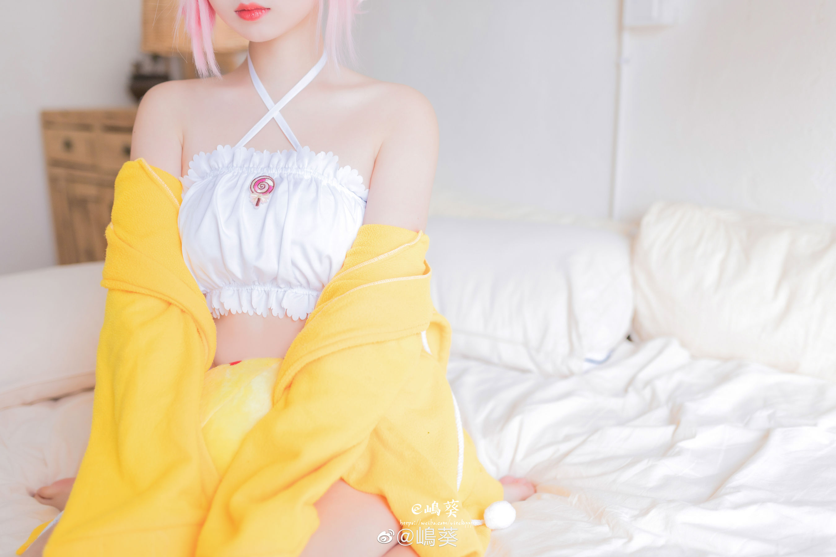 微博美女嶋葵 碧蓝航线 卯月 贪睡的天使 [12P]