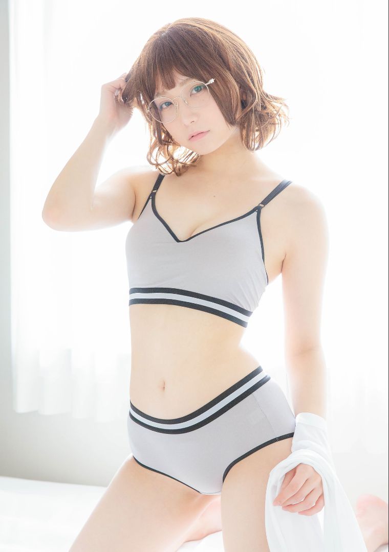 ［ハレム］あまつ様 フェチグラビア「溺愛フェティッシュ」 [33P]