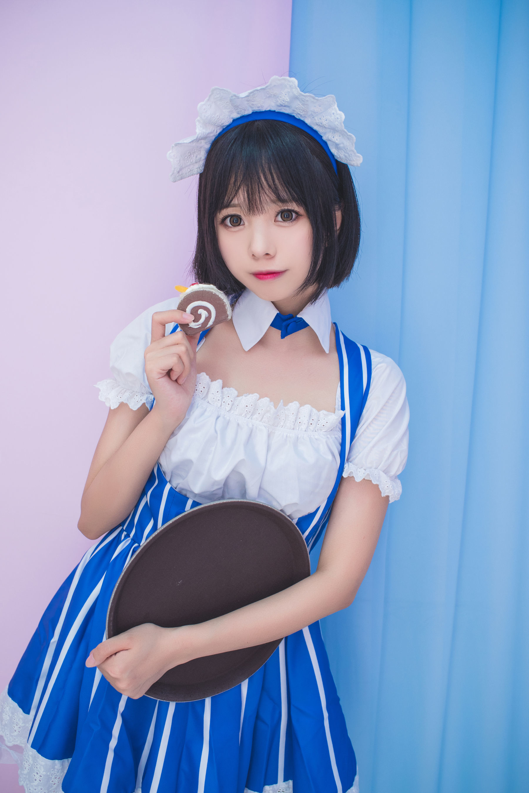 [萝莉COS] 白金Saki – 女仆 [21P]