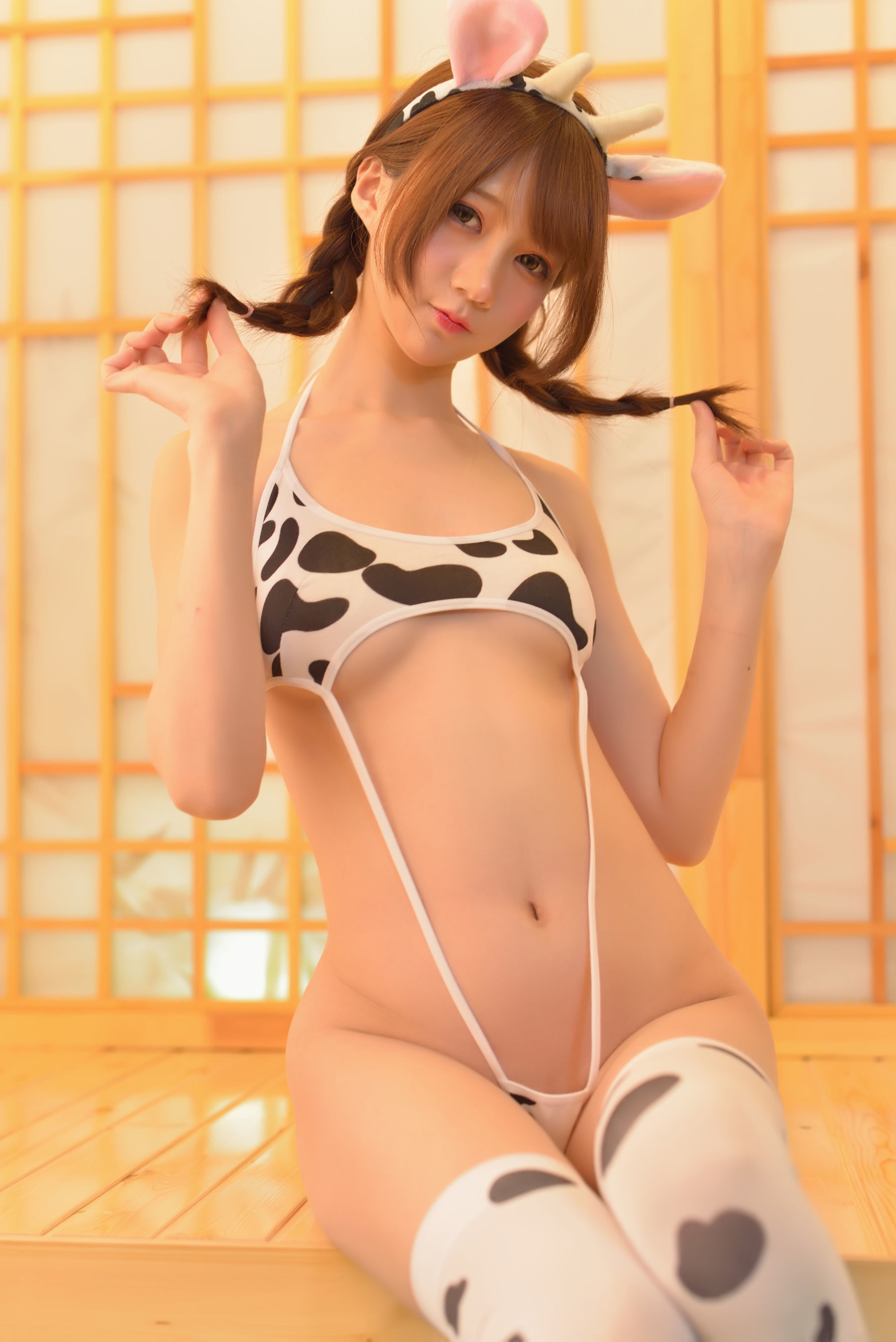 [萝莉COS] NAGISA魔物喵 VOL.05 乳牛 [120P]