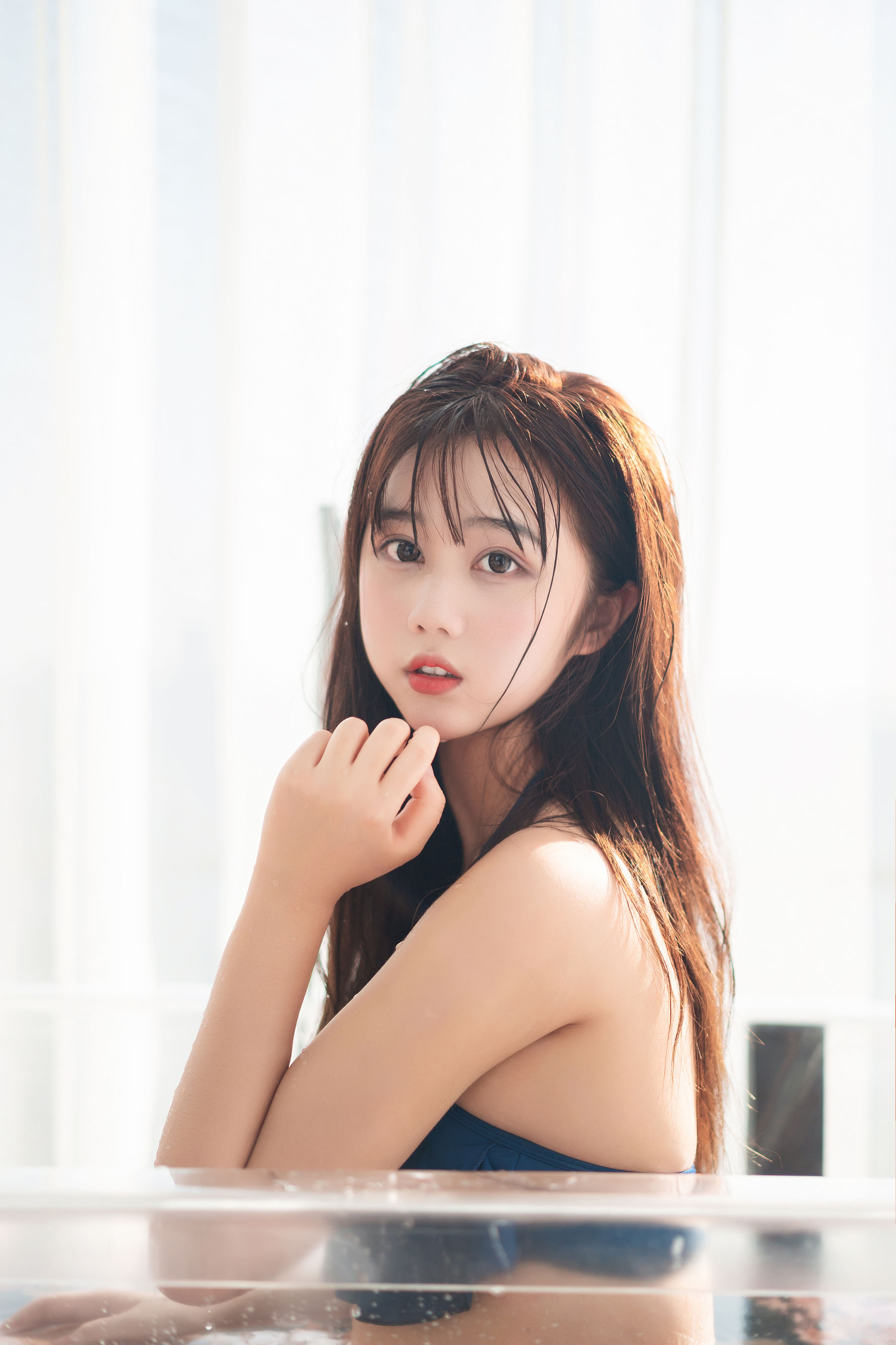 微博福利姬镜酱 私奔之泳衣 [61P]