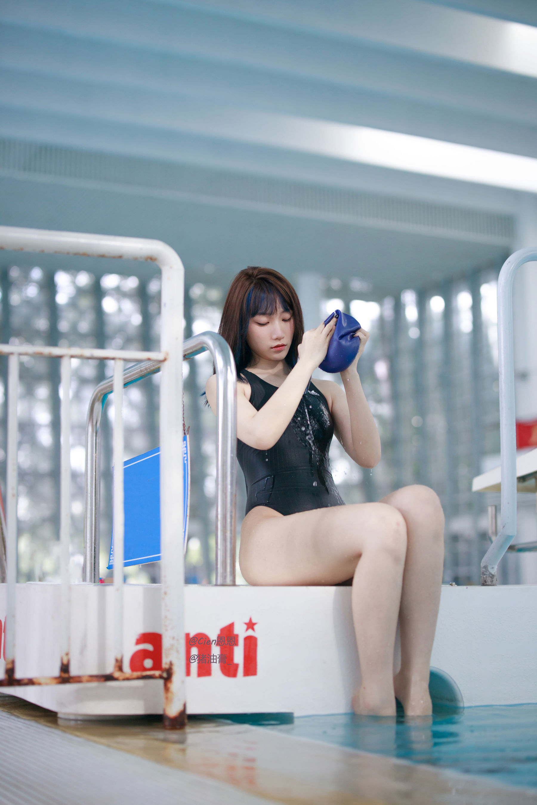 微博COS妹子Cien恩恩 – 竞泳 [62P]