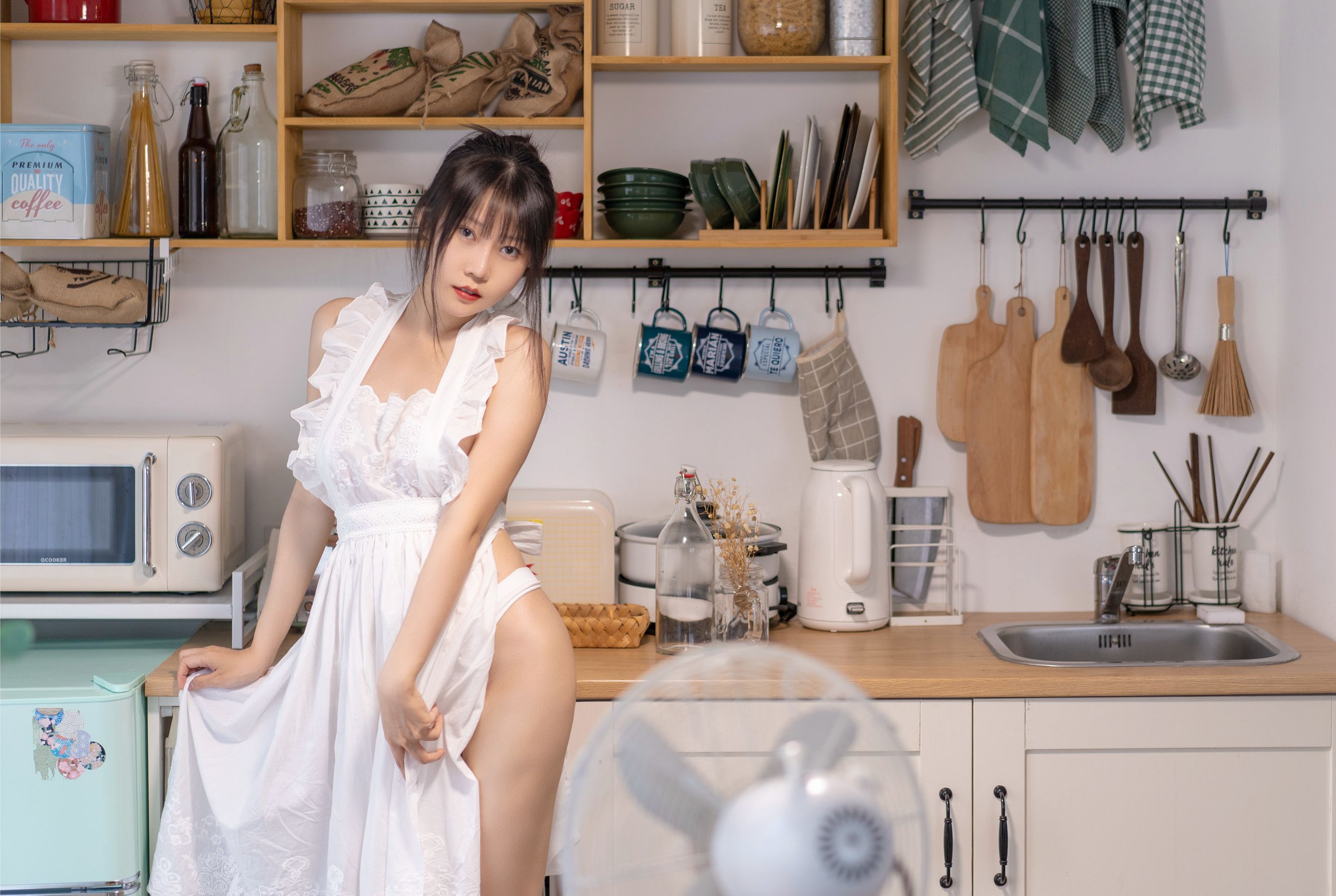 香草喵露露写真 – 厨娘 [55P]