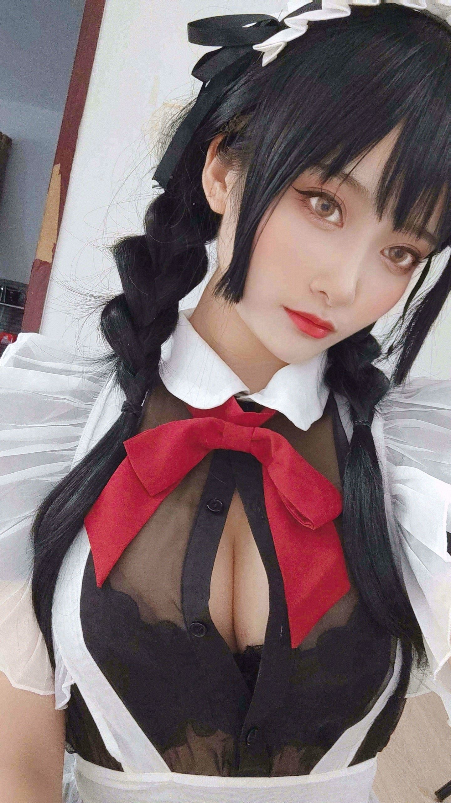 动漫博主洛璃LoLiSAMA – 黑丝女仆 [93P]