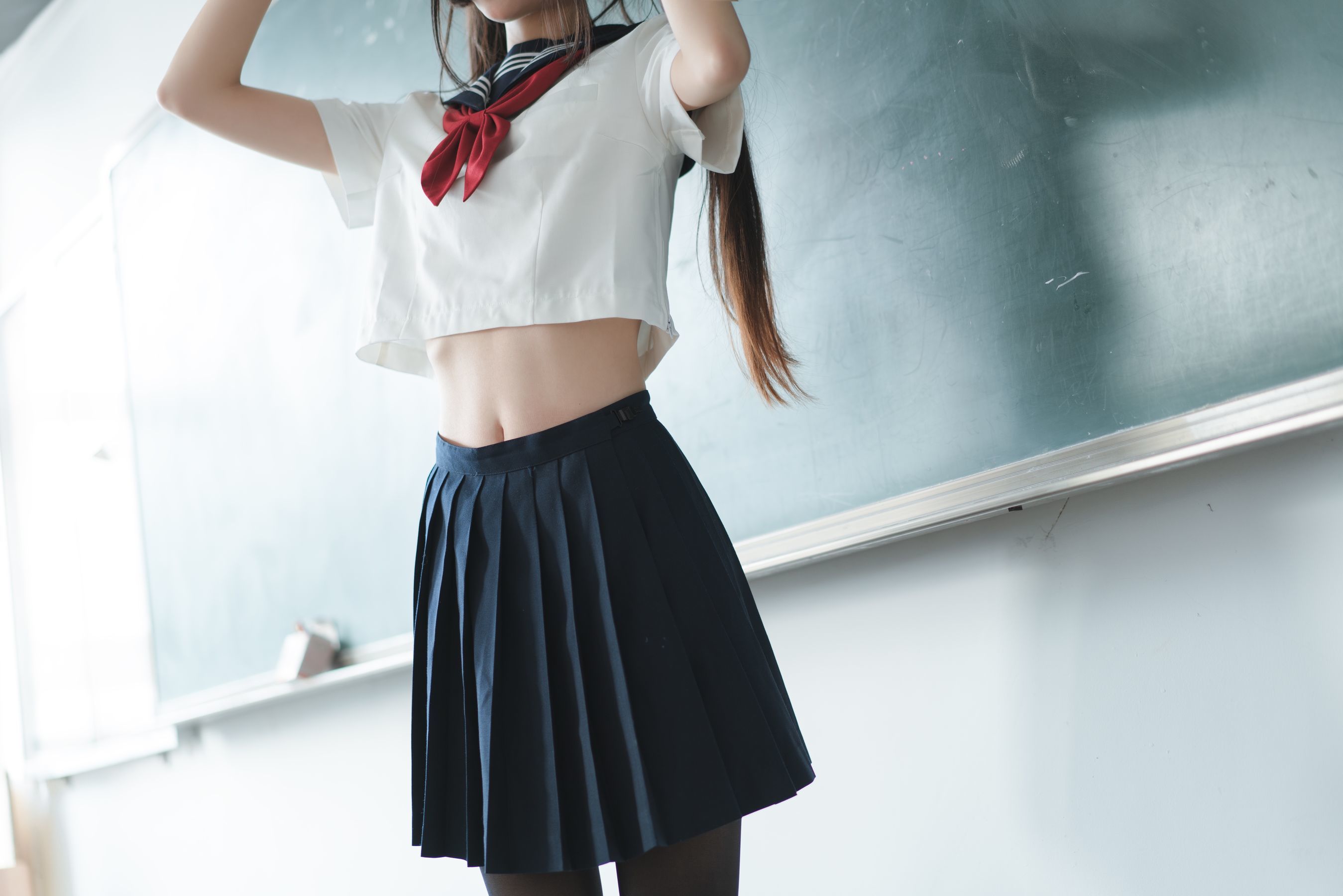 [萝莉COS] 清纯少女五更百鬼 – JK制服 [43P]