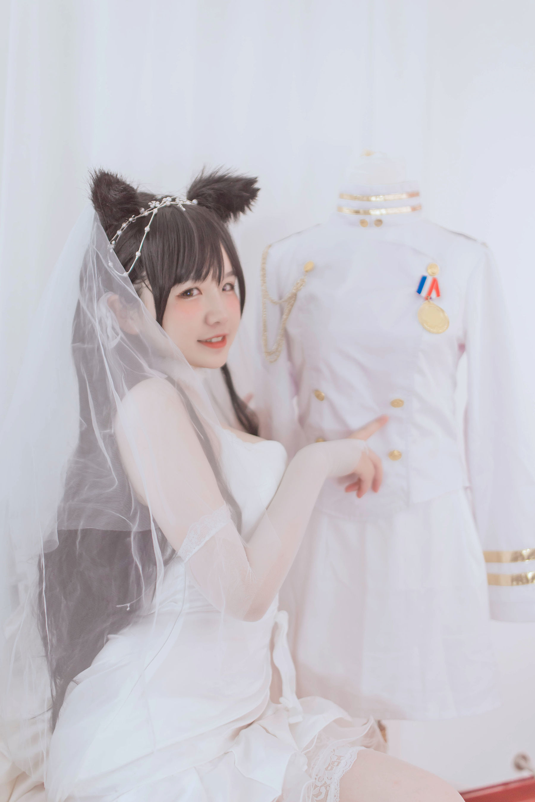 阿半今天很开心 – 爱宕婚纱 [36P]