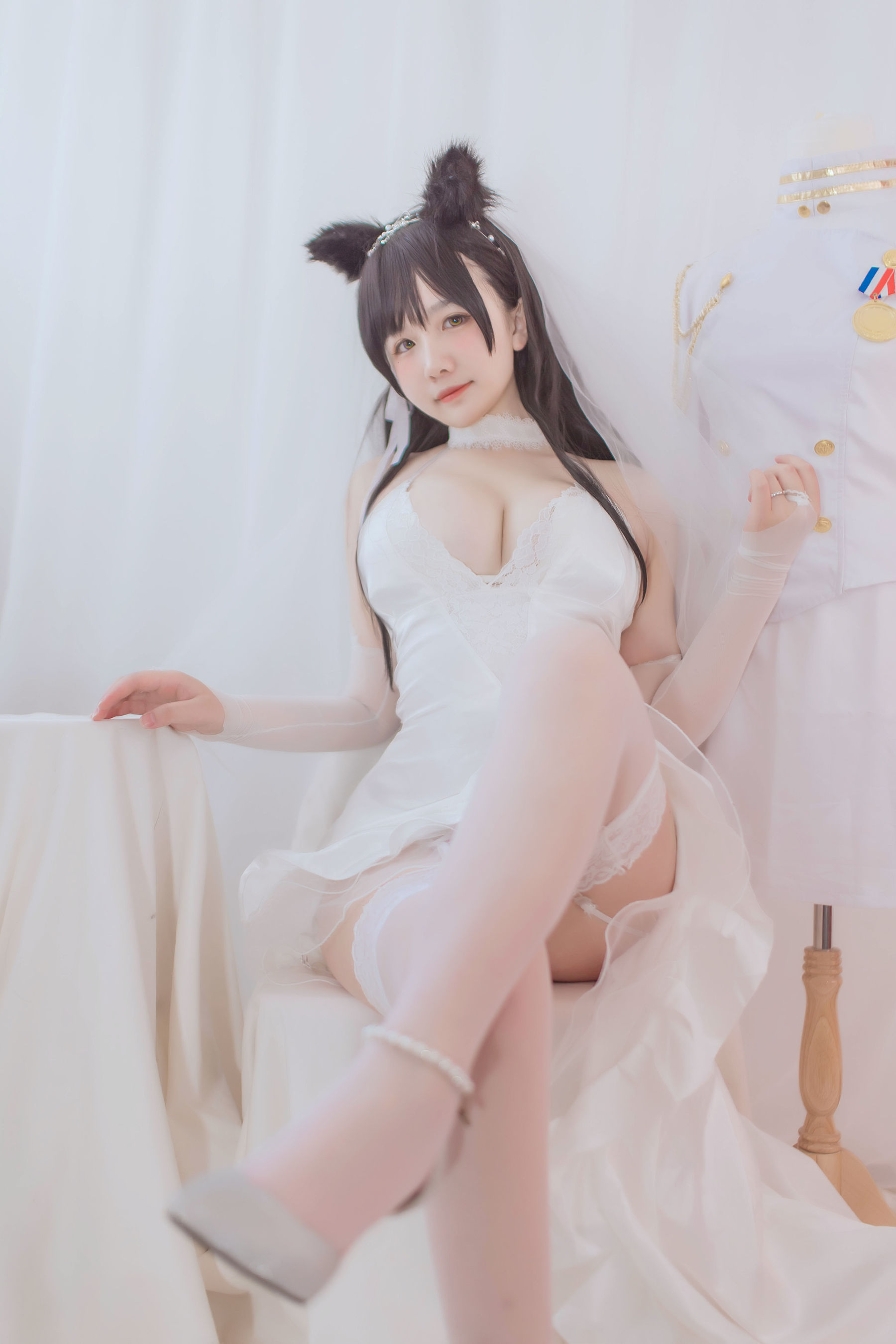 阿半今天很开心 – 爱宕婚纱 [36P]