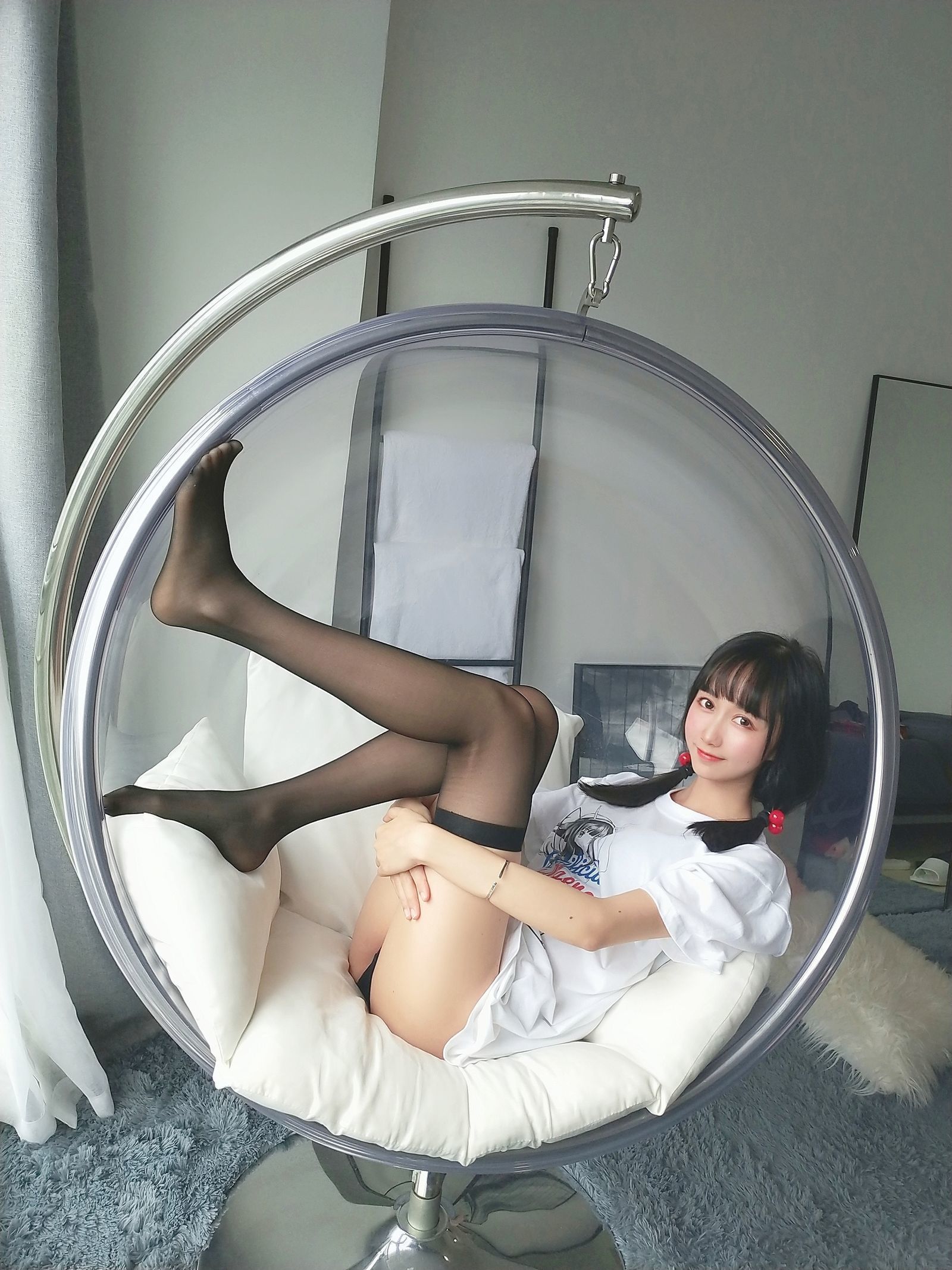 [Cosplay写真] 萌系小姐姐木绵绵OwO – 智能型彼女 T恤 [22P]