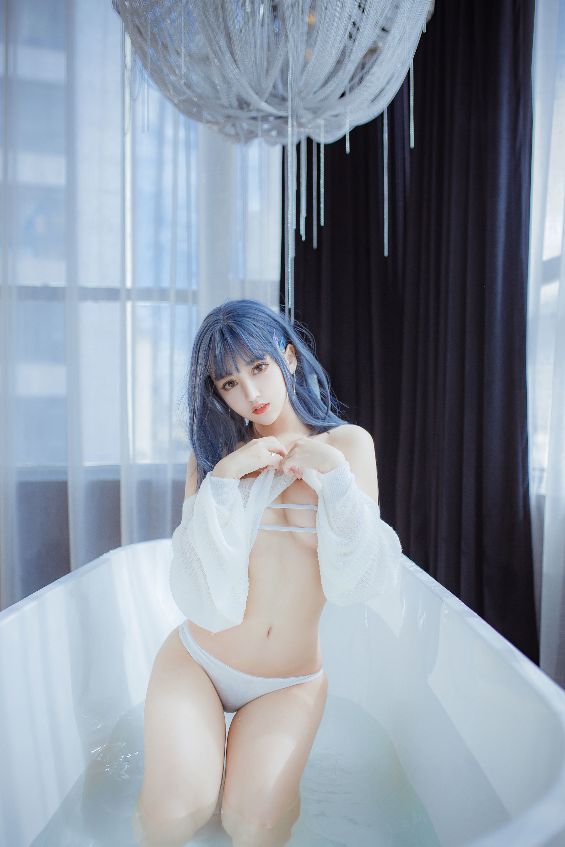 [萝莉COS] 斗鱼米线线sama – 浴缸 [23P]