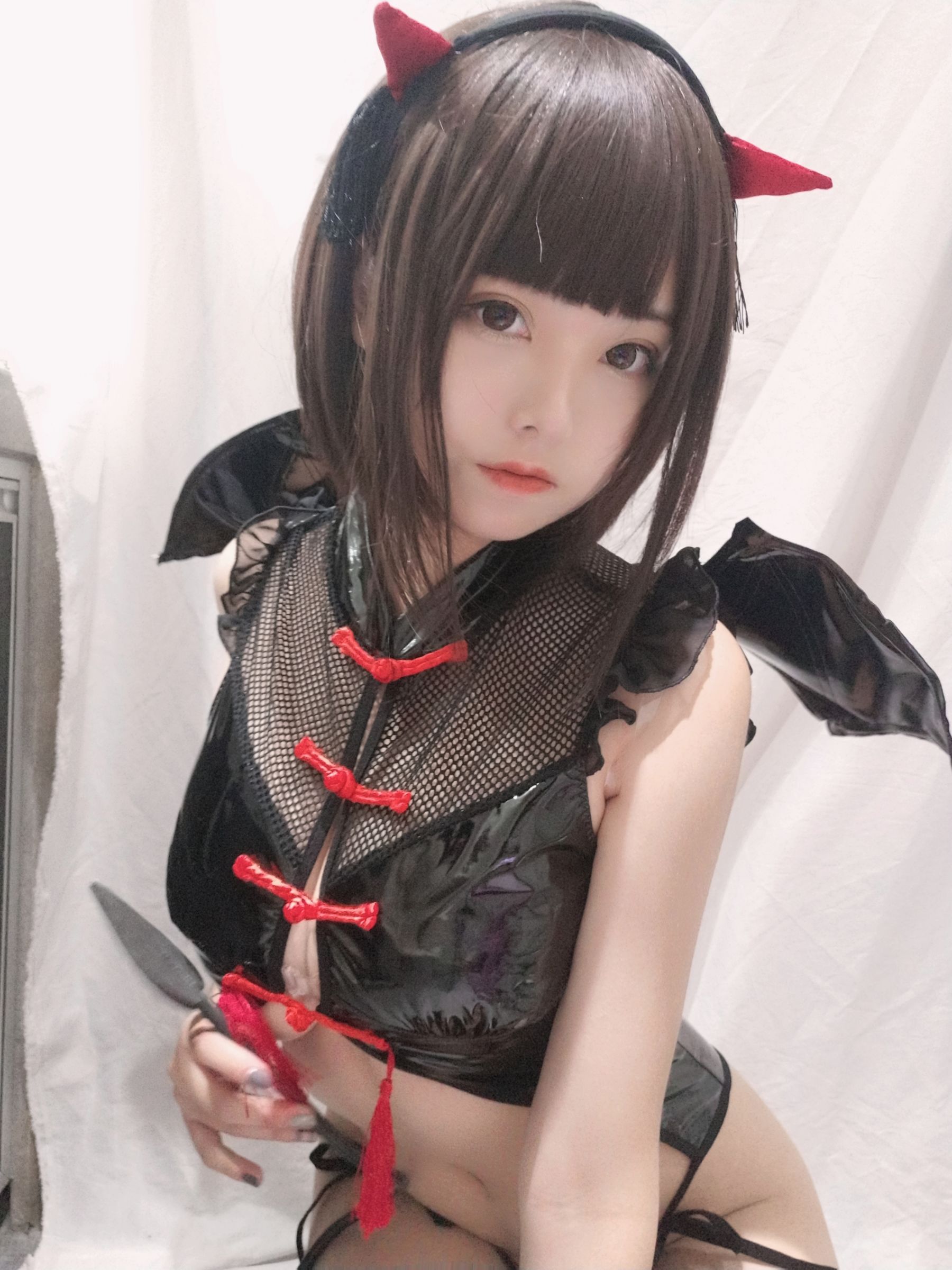 [Cosplay写真] 萌系小姐姐蜜汁猫裘 – 小恶魔自拍 [28P]