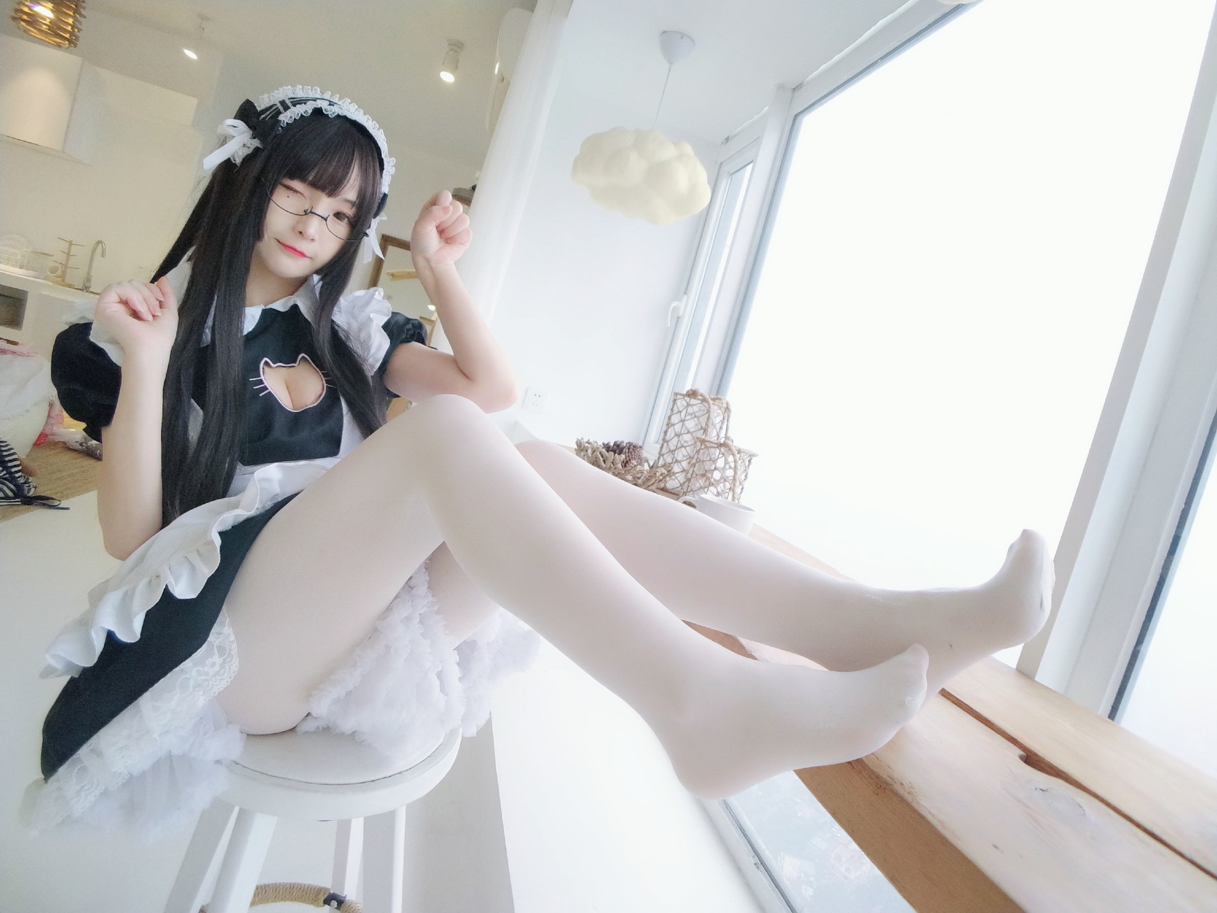 二次元美女古川kagura 黑白女仆 [35P]
