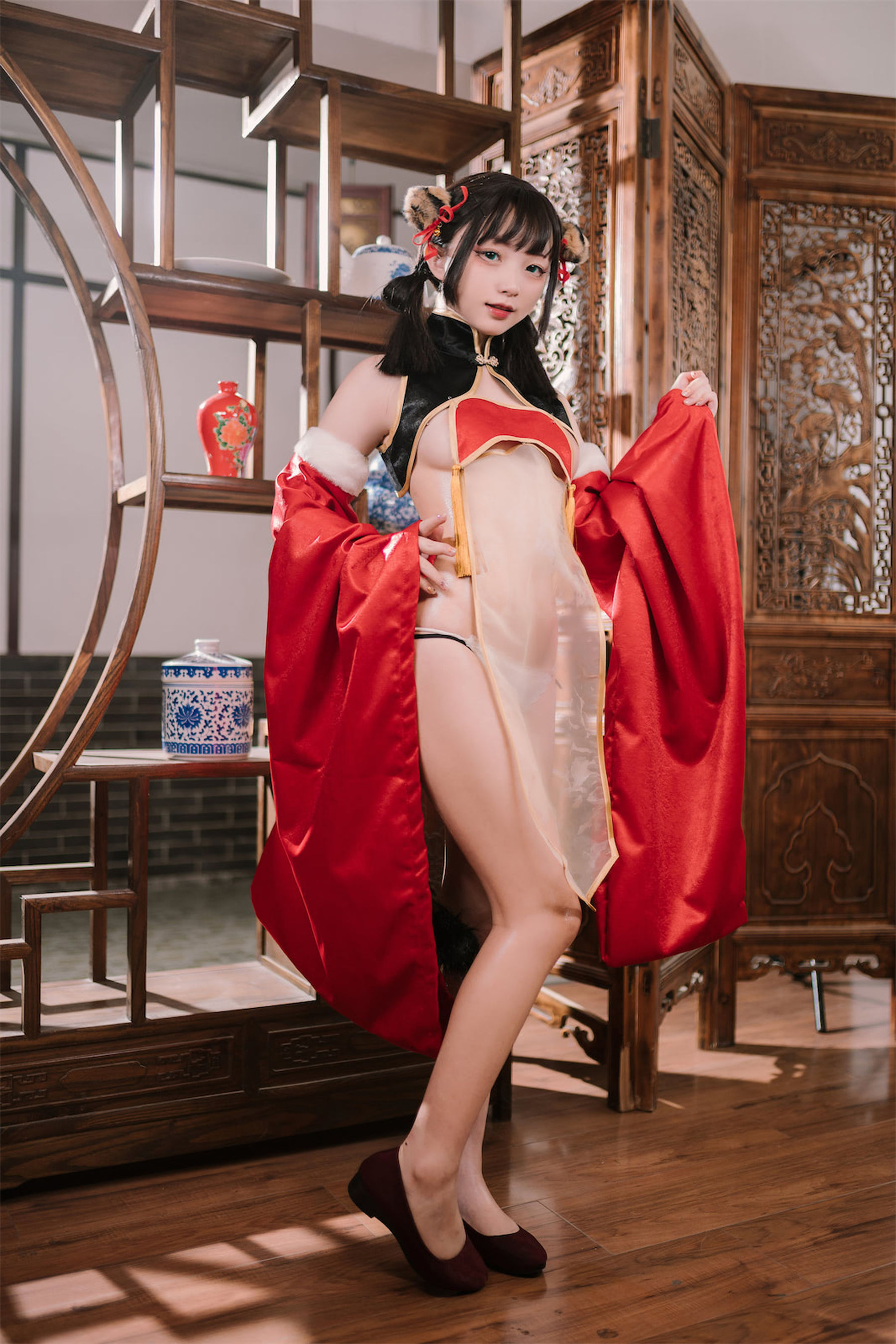 花铃 – 虎团团 [84P]