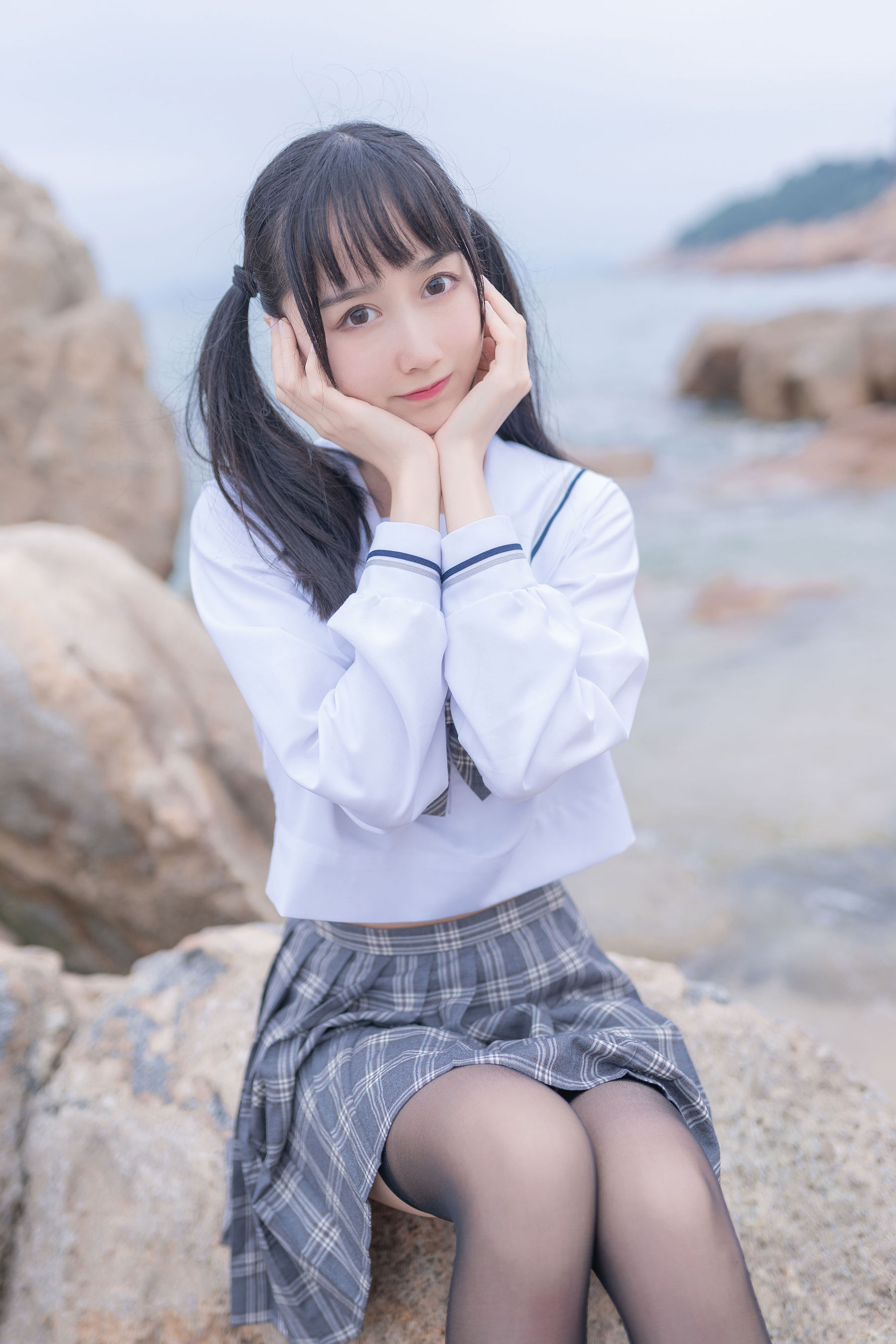 萌系小姐姐木绵绵OwO – 海边JK [40P]