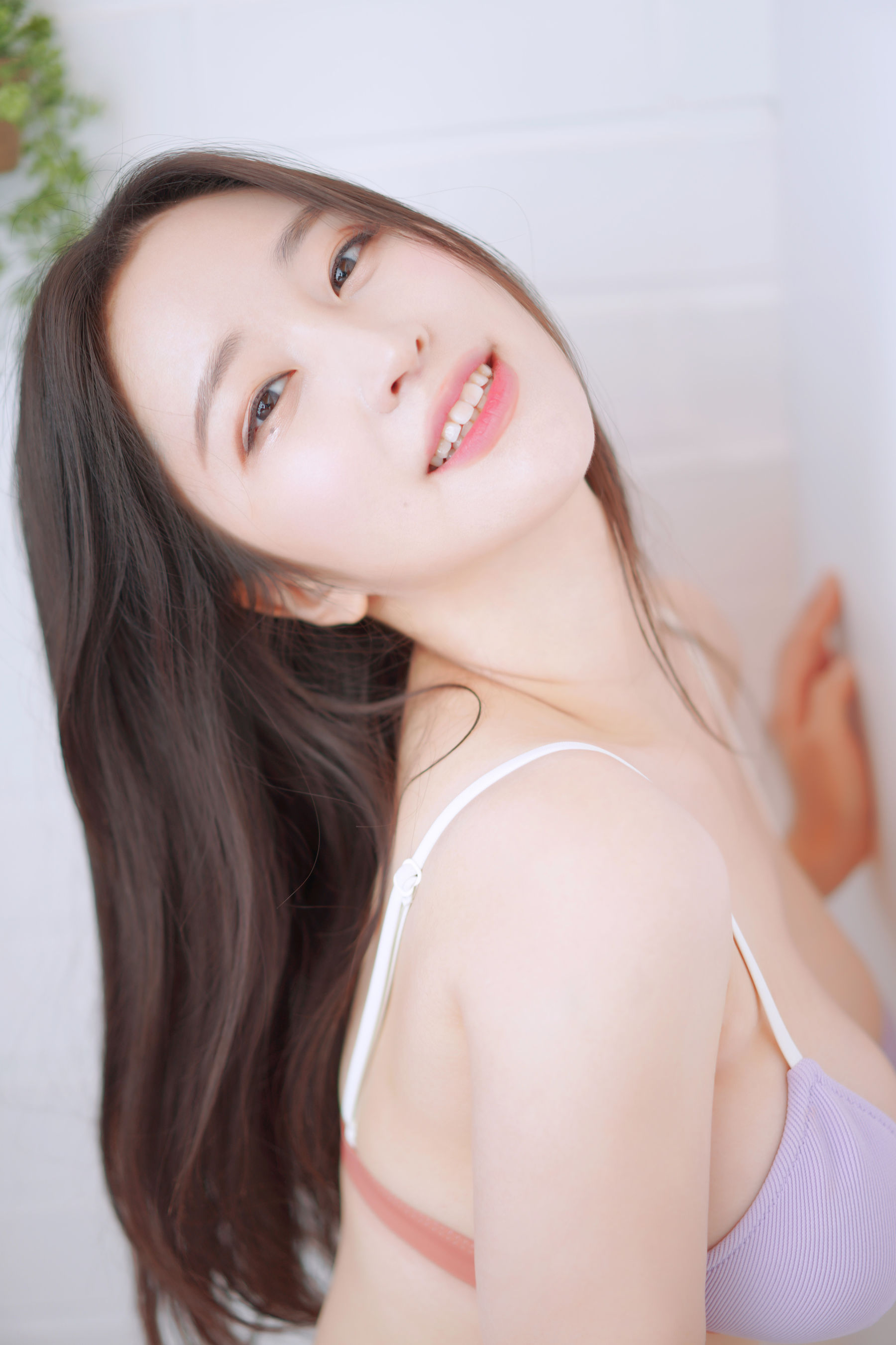 [Pink Forest] – Najung Vol.1 Sunny Side – Kim Na Jung [94P]