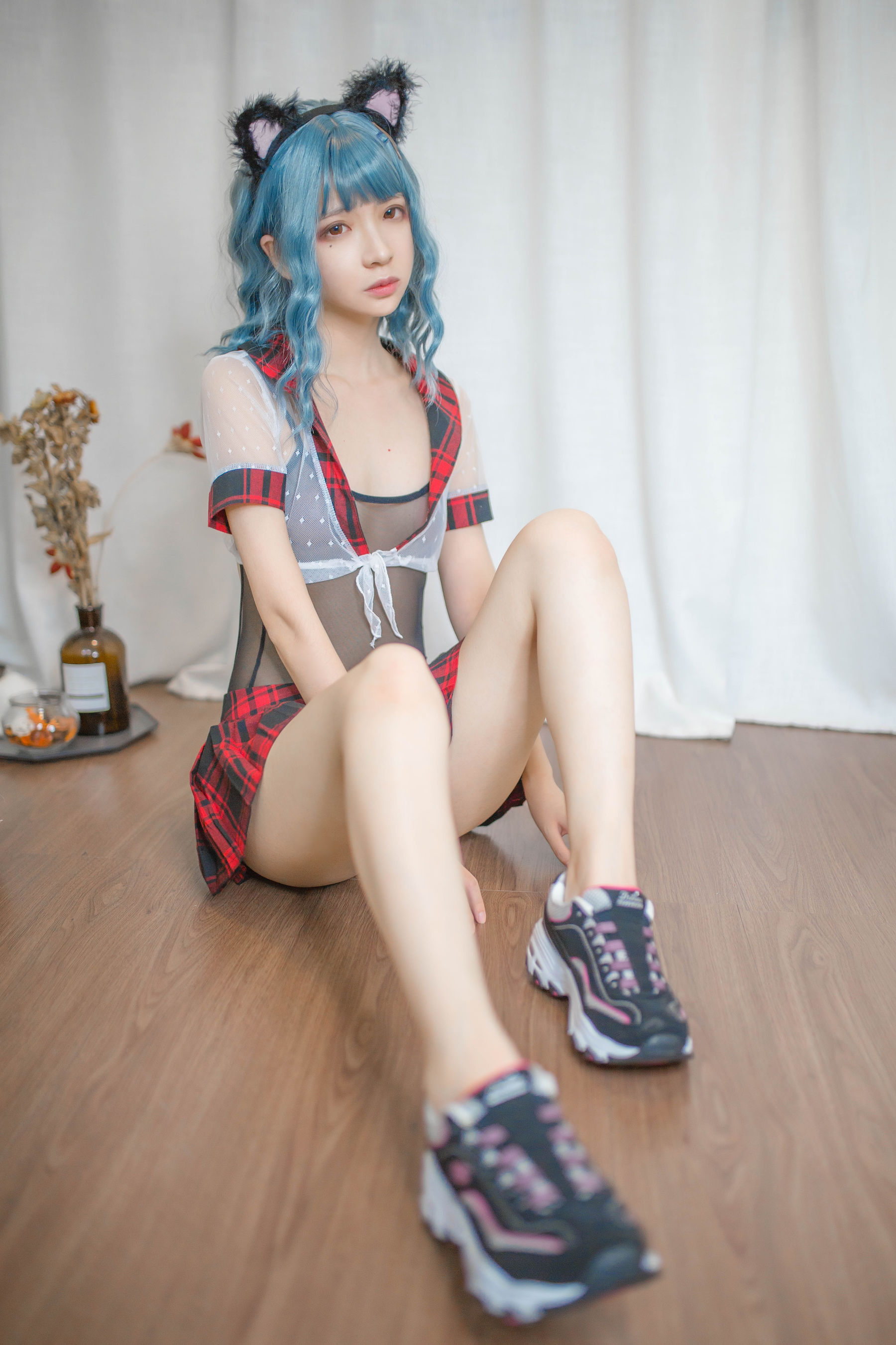 [Cosplay写真] 疯猫ss – 蓝发 [26P]