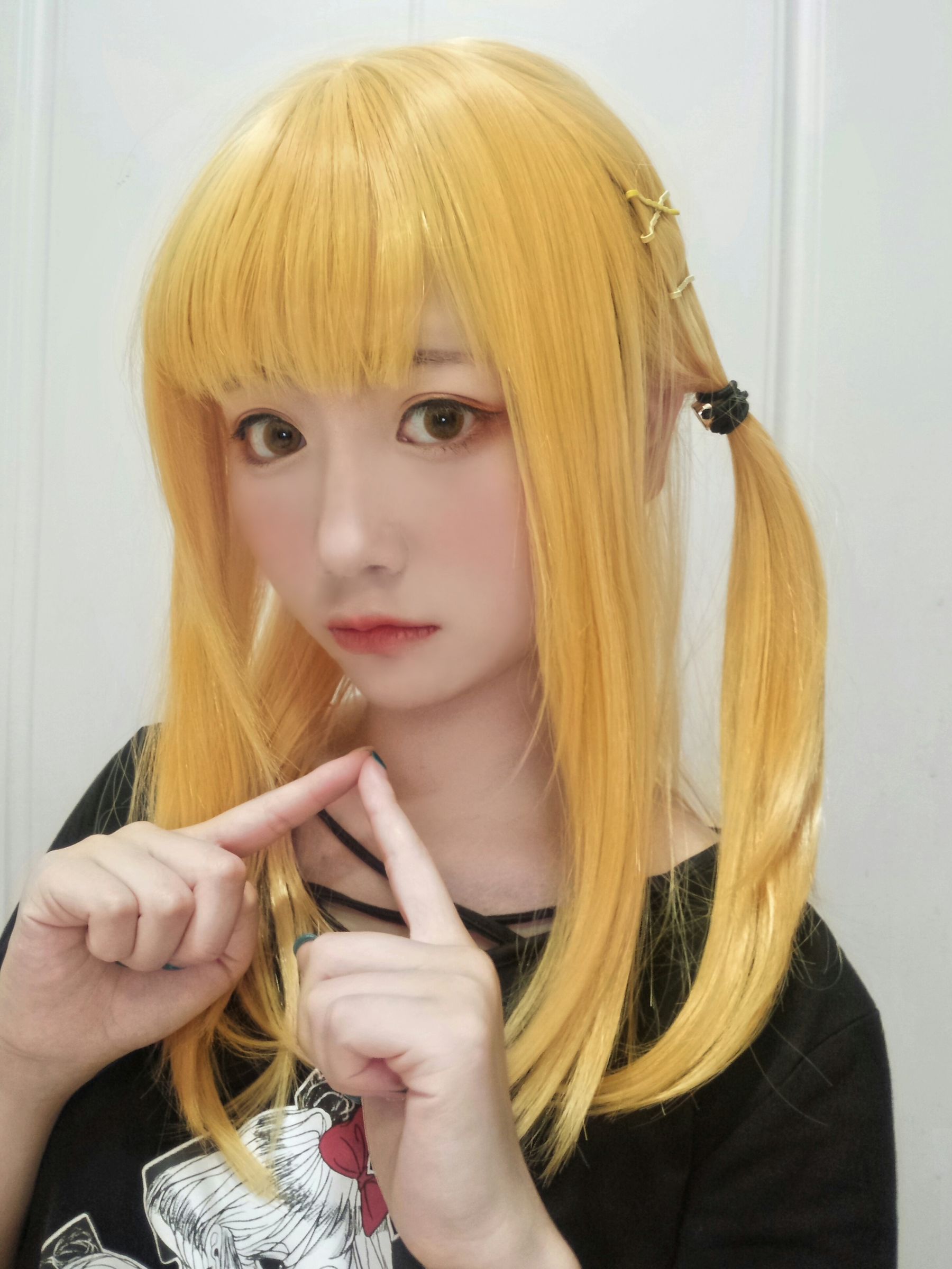 [Cosplay写真] 动漫博主弦音sic – 黄头发妹妹 [9P]