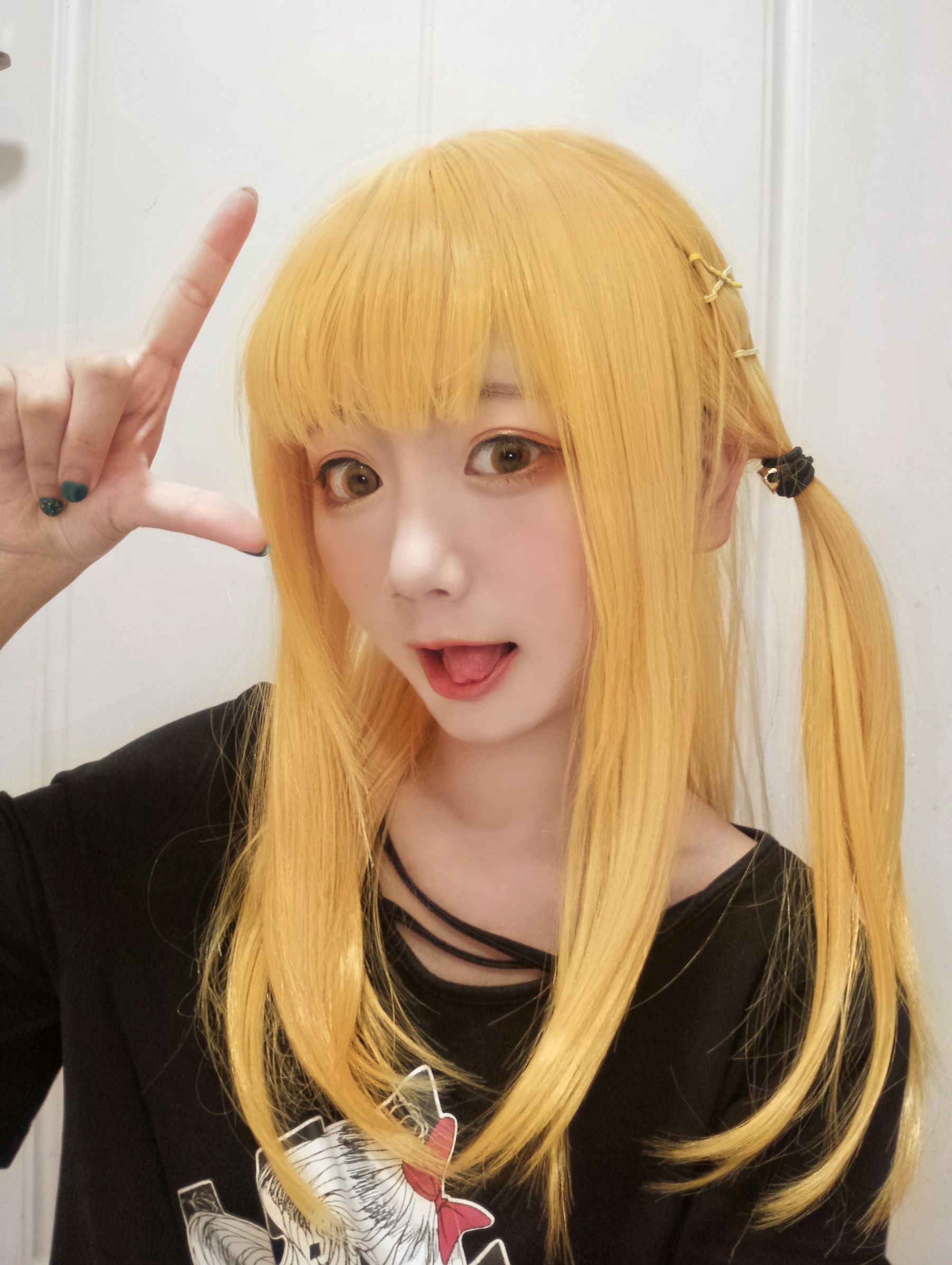 [Cosplay写真] 动漫博主弦音sic – 黄头发妹妹 [9P]