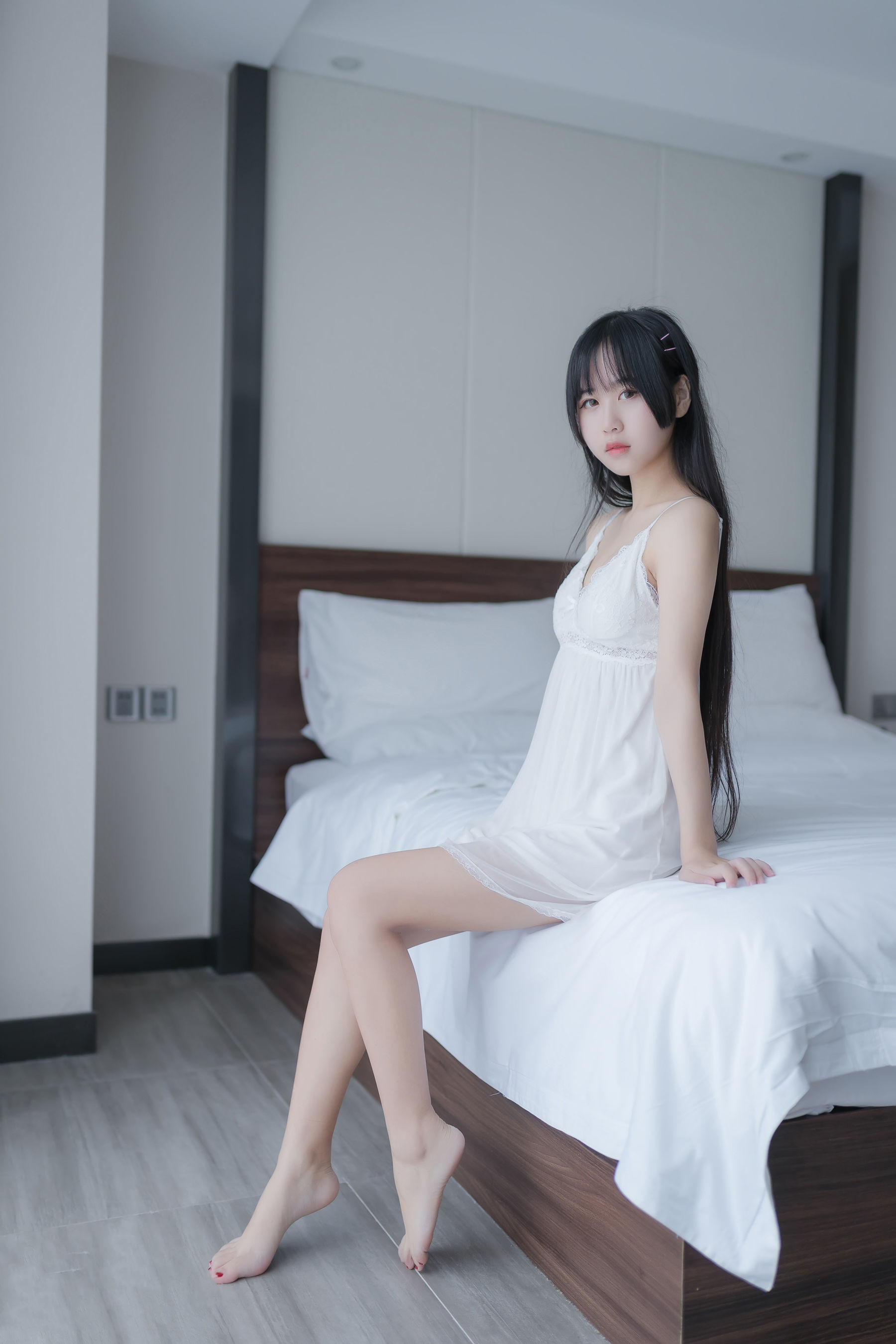 阳光美少女萌芽儿o0 白色私房 [44P]