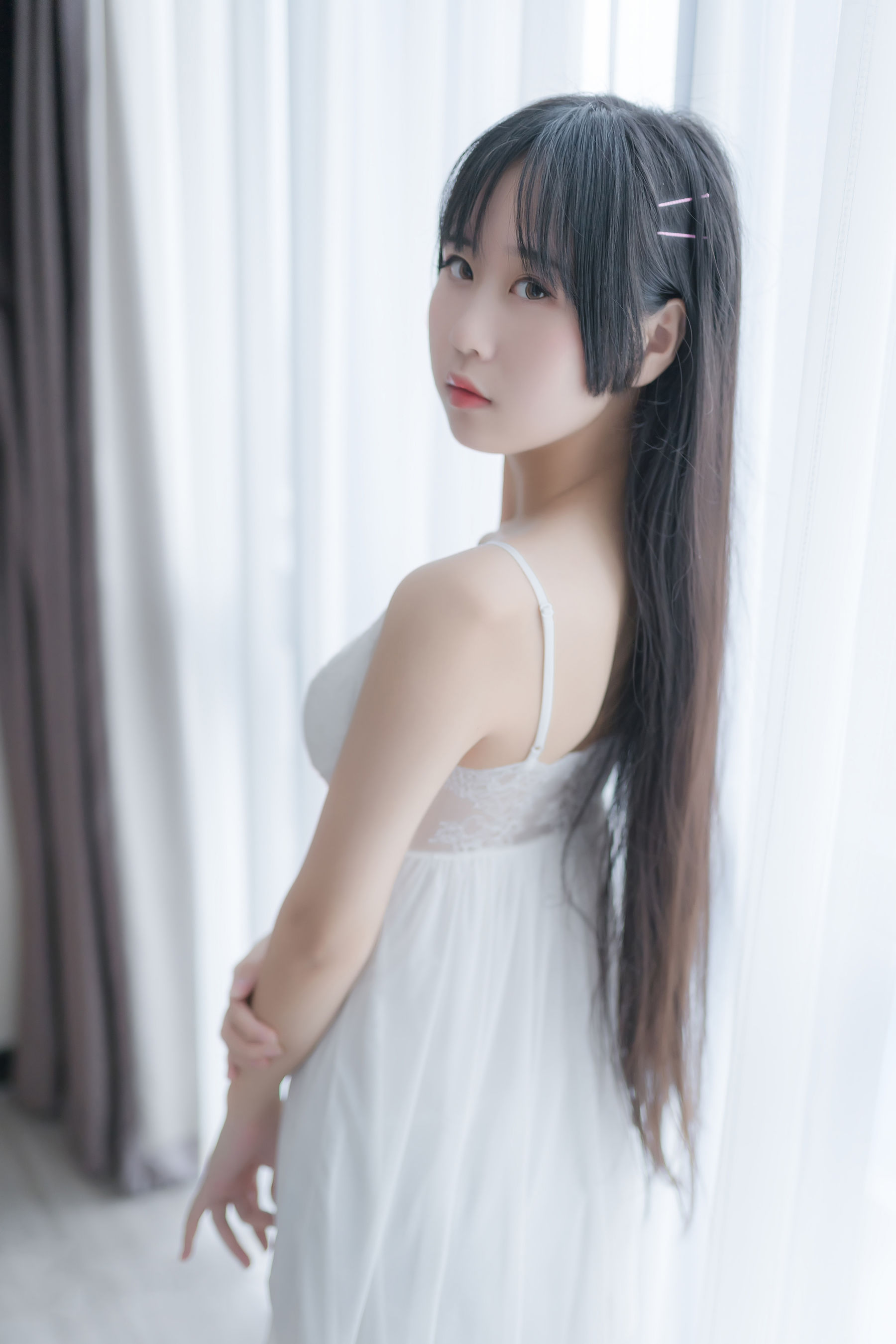 阳光美少女萌芽儿o0 白色私房 [44P]