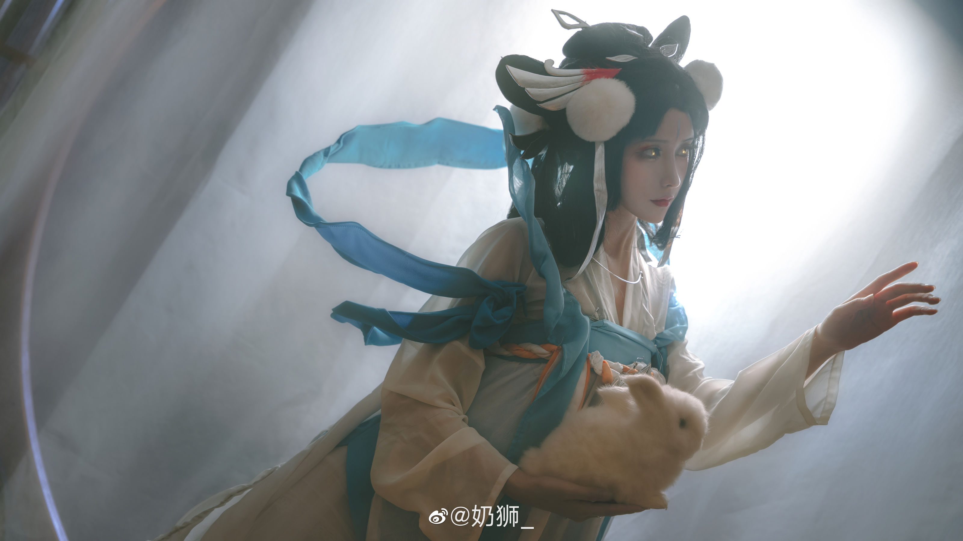 奶狮不咬人 – 嫦娥如梦令 [14P]