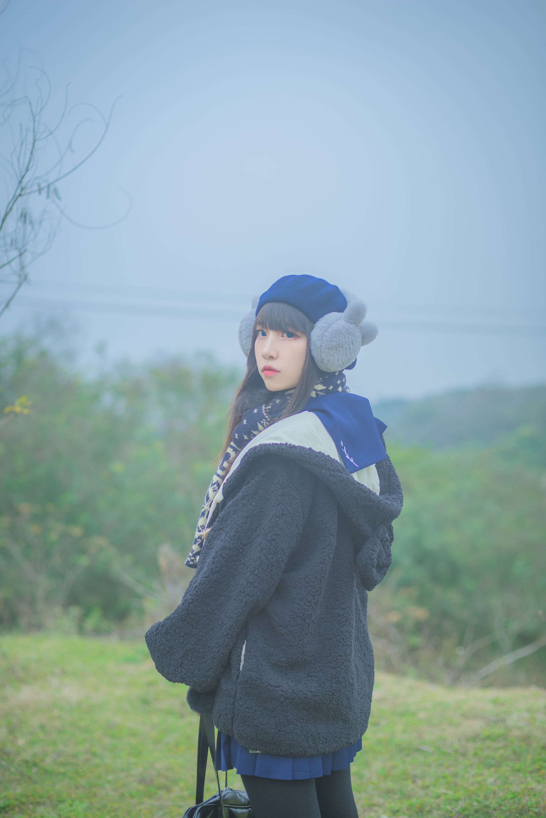 [Cosplay写真] 人气Coser二佐Nisa – 初春外拍 [9P]