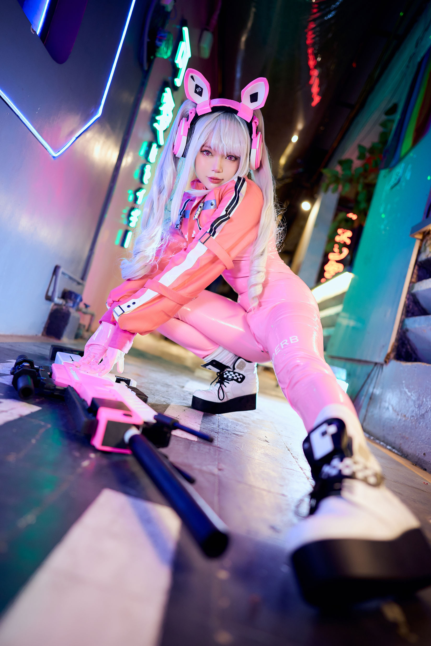 ZinieQ – Alice [44P]