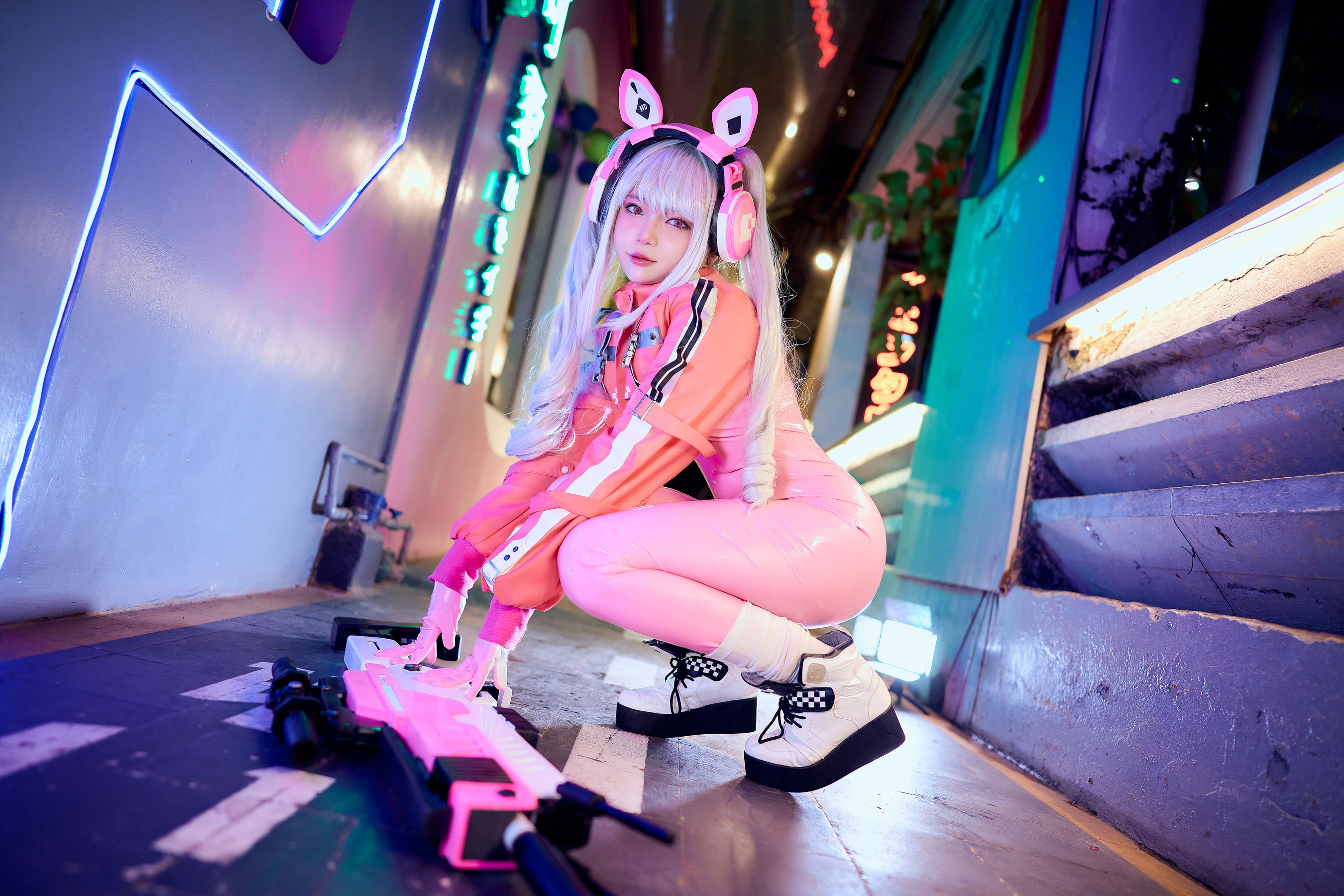 ZinieQ – Alice [44P]