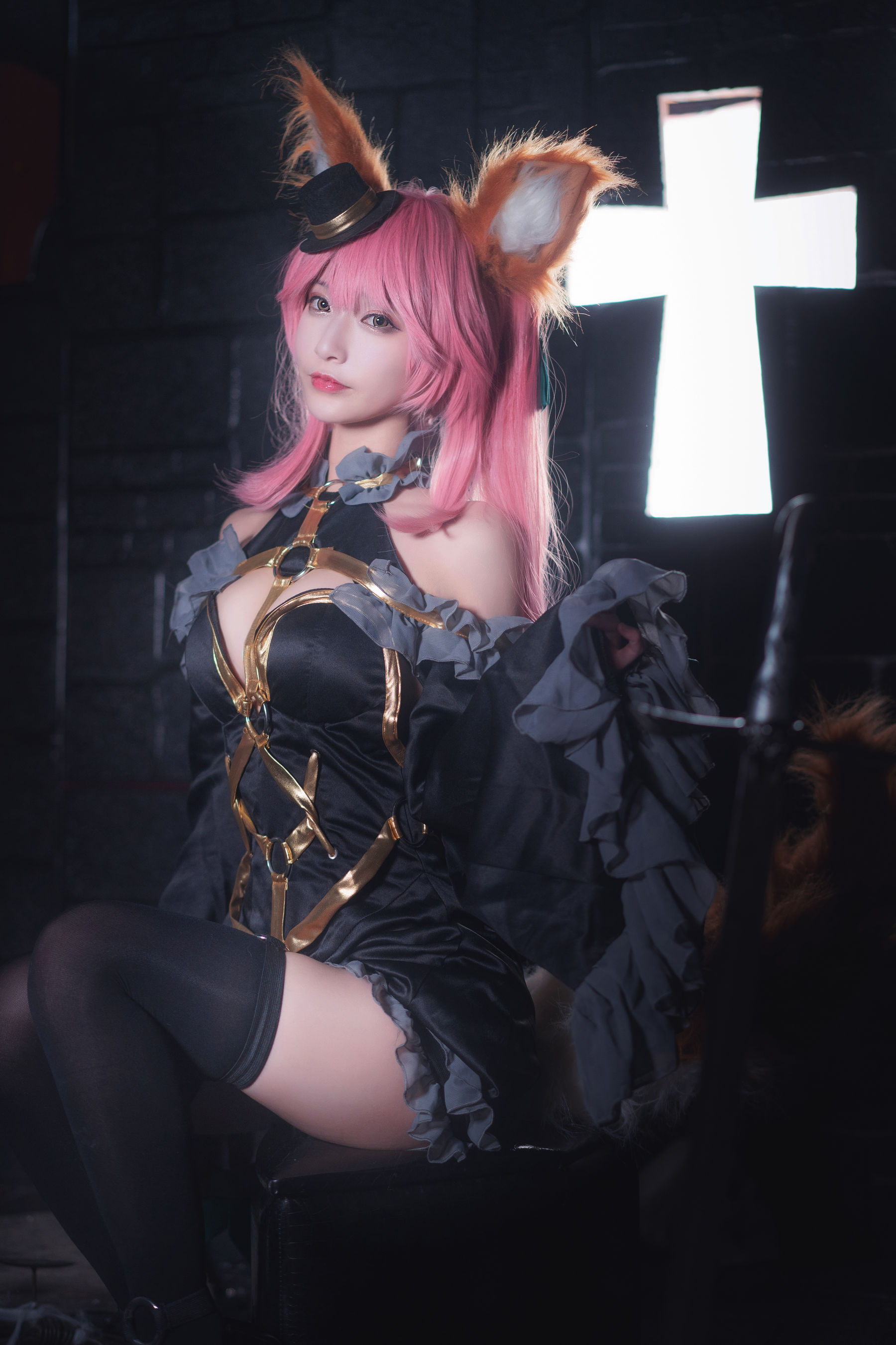 [Cosplay写真] 动漫博主铁板烧鬼舞w – 玉藻前 魔术 [20P]
