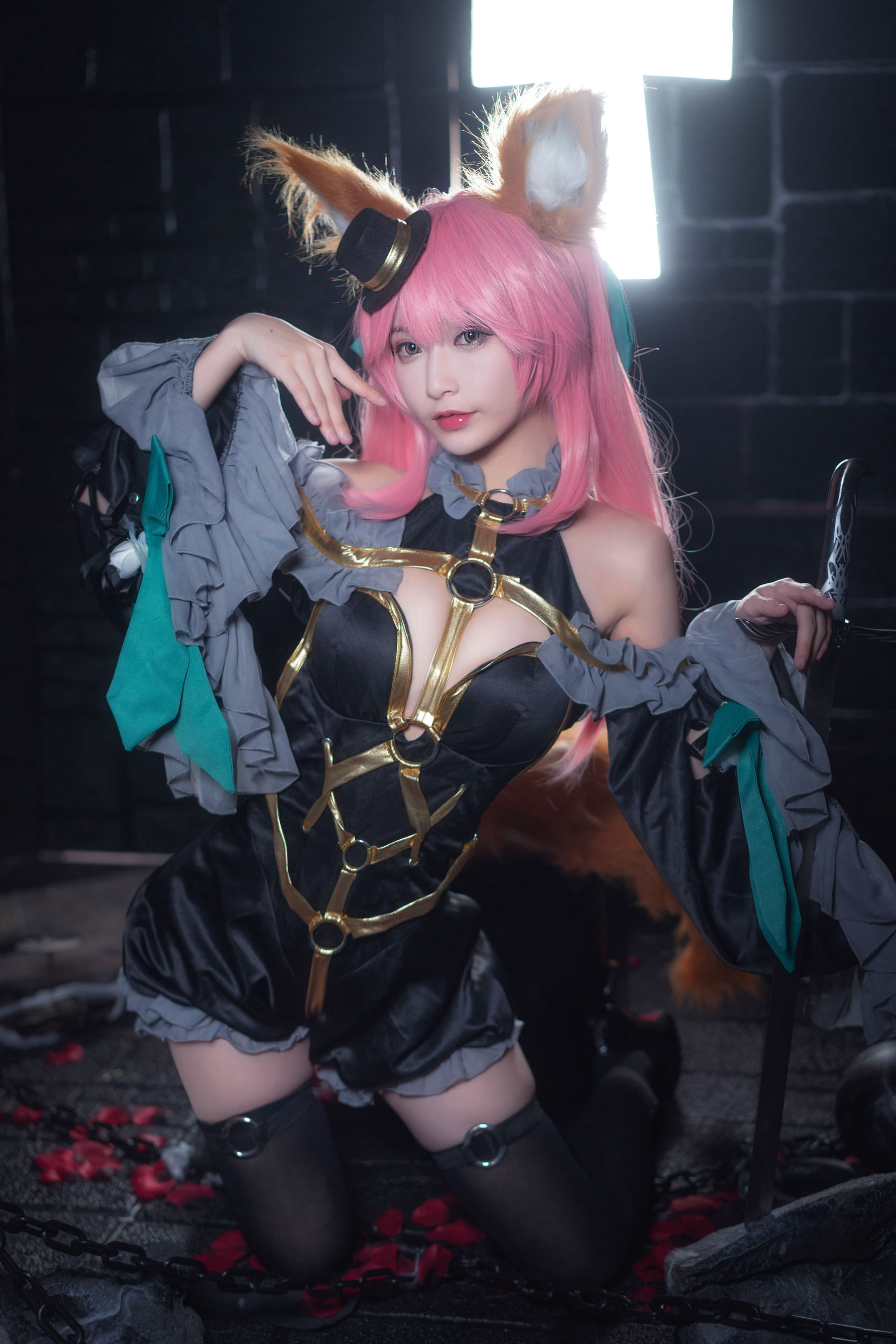 [Cosplay写真] 动漫博主铁板烧鬼舞w – 玉藻前 魔术 [20P]