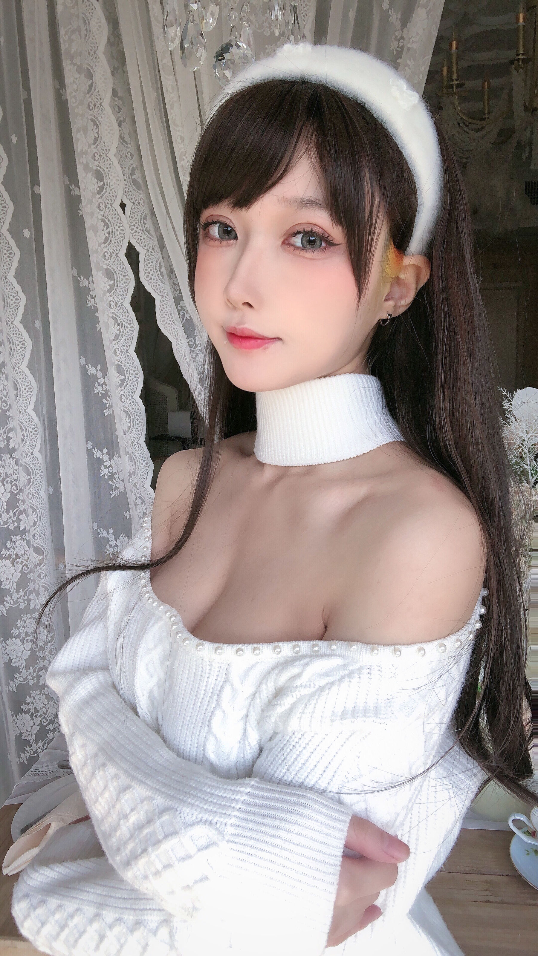 动漫博主阿包也是兔娘 – 纯欲女友 [34P]