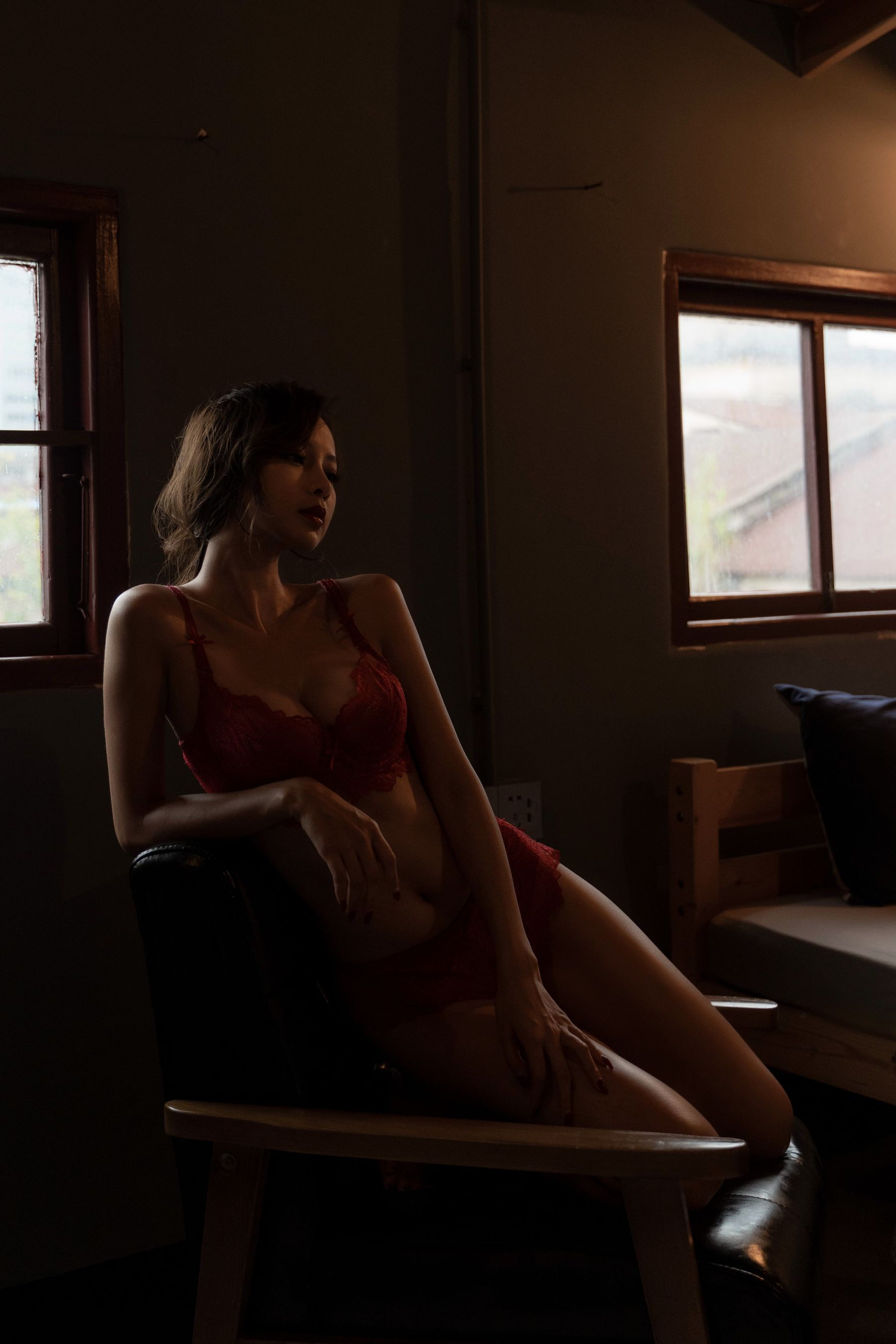 Nicole小月 – 后窗 [36P]