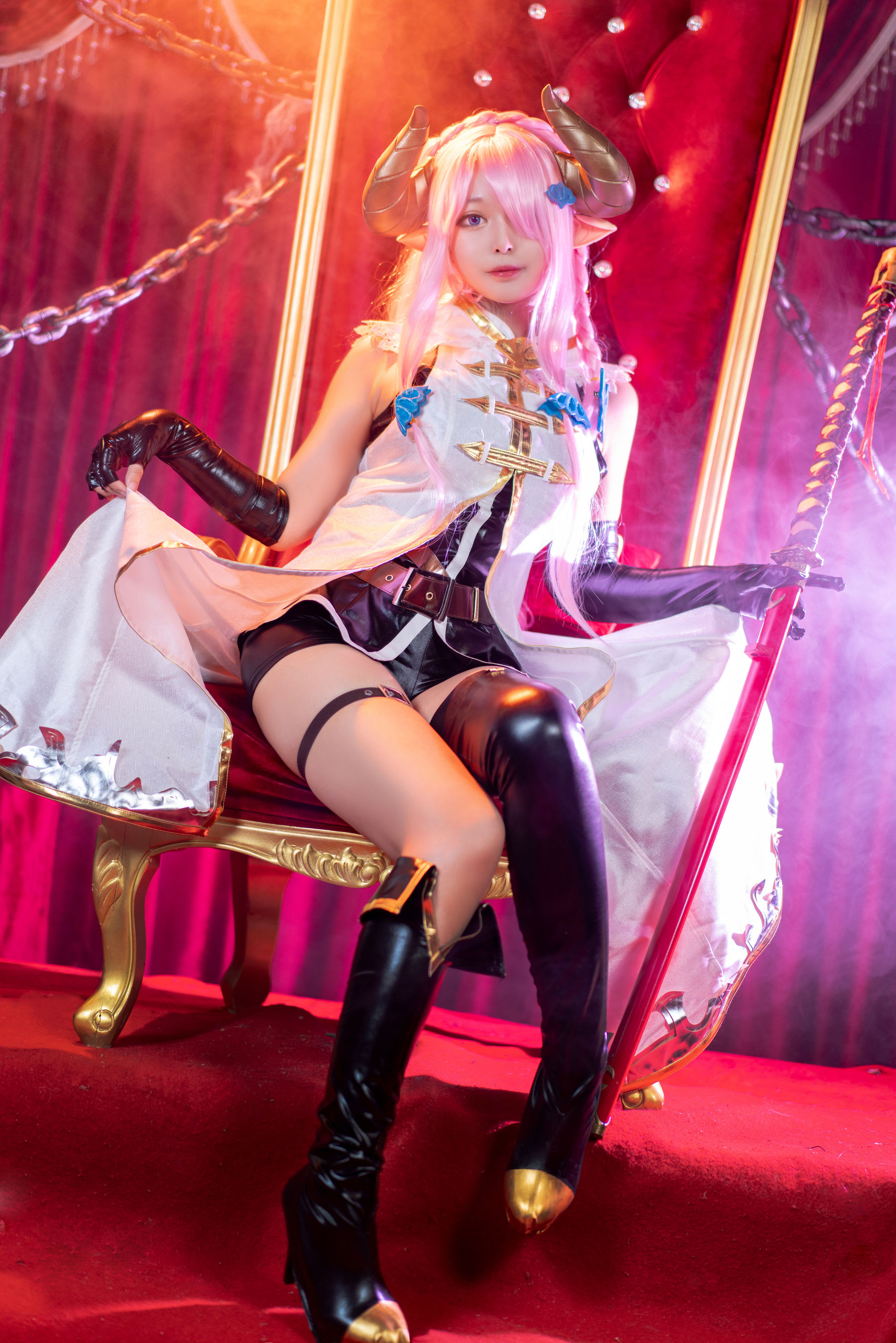 [Cosplay写真] 大眼萌妹黑猫猫OvO – 娜露梅亚 [37P]
