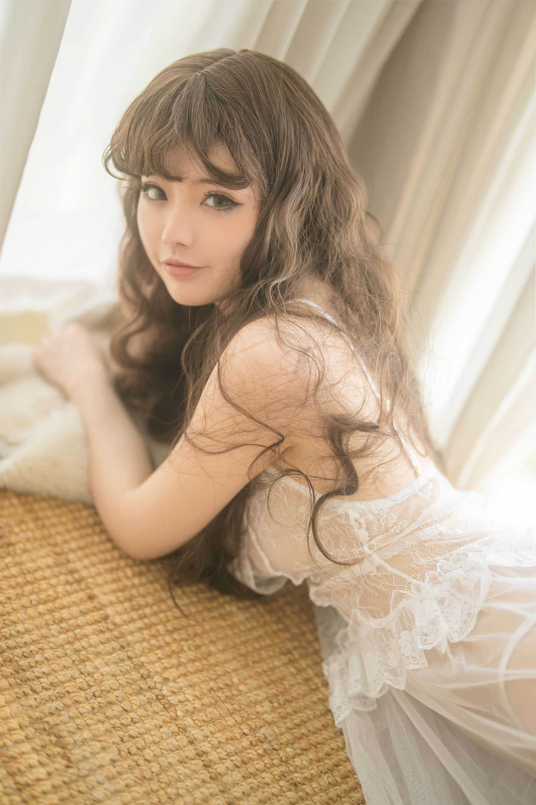 桃良阿宅 – 纱裙 [34P]