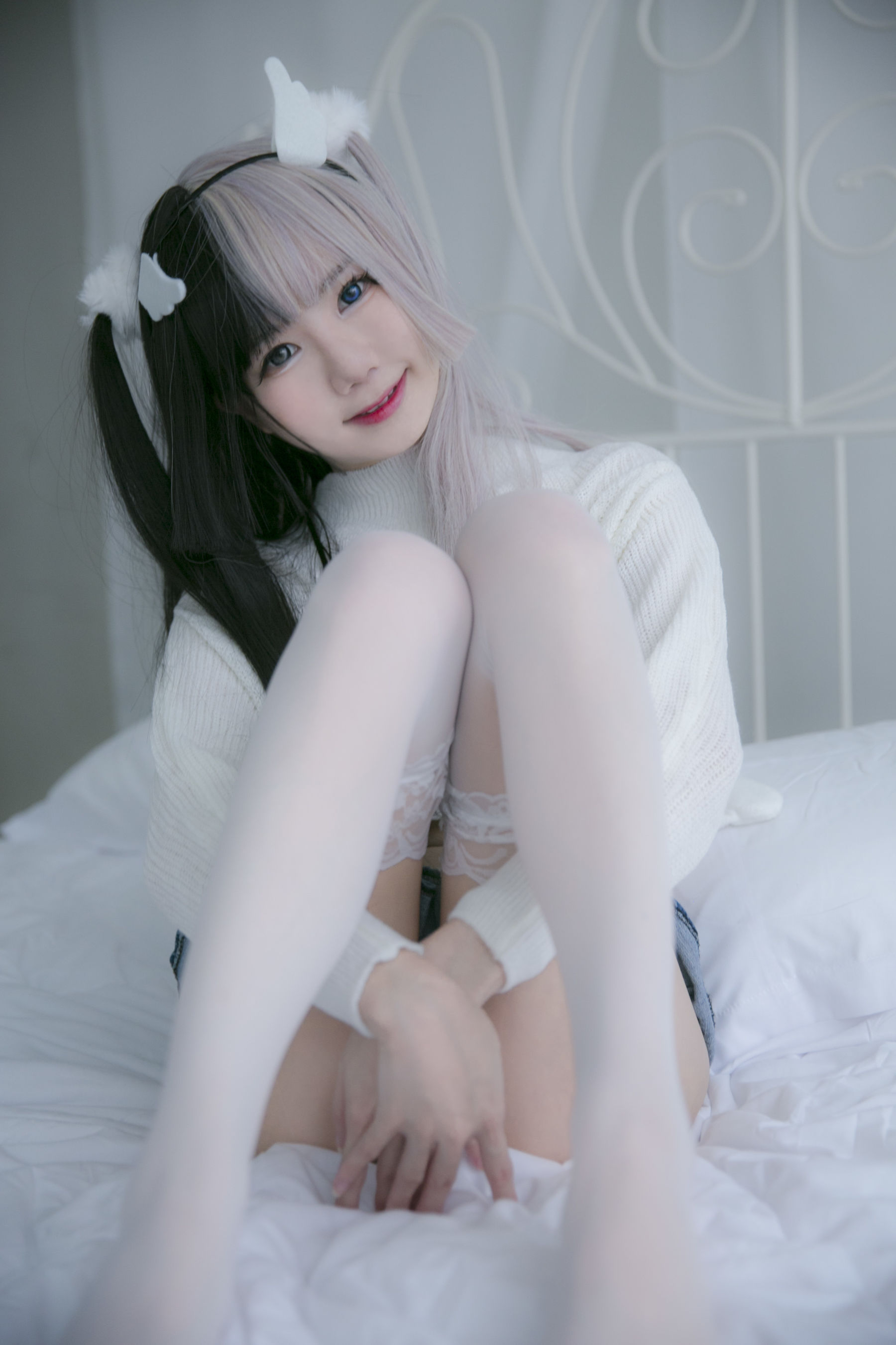 Sally Dorasnow – Angel Lucina [28P]