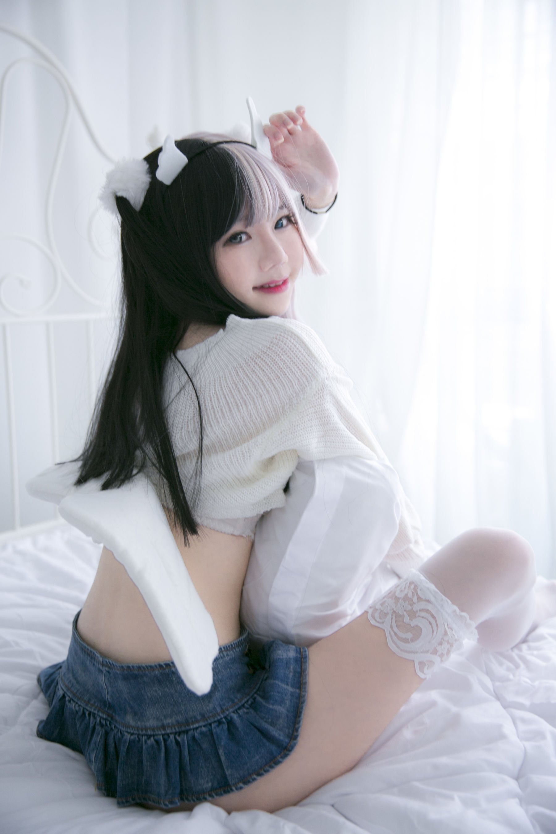 Sally Dorasnow – Angel Lucina [28P]