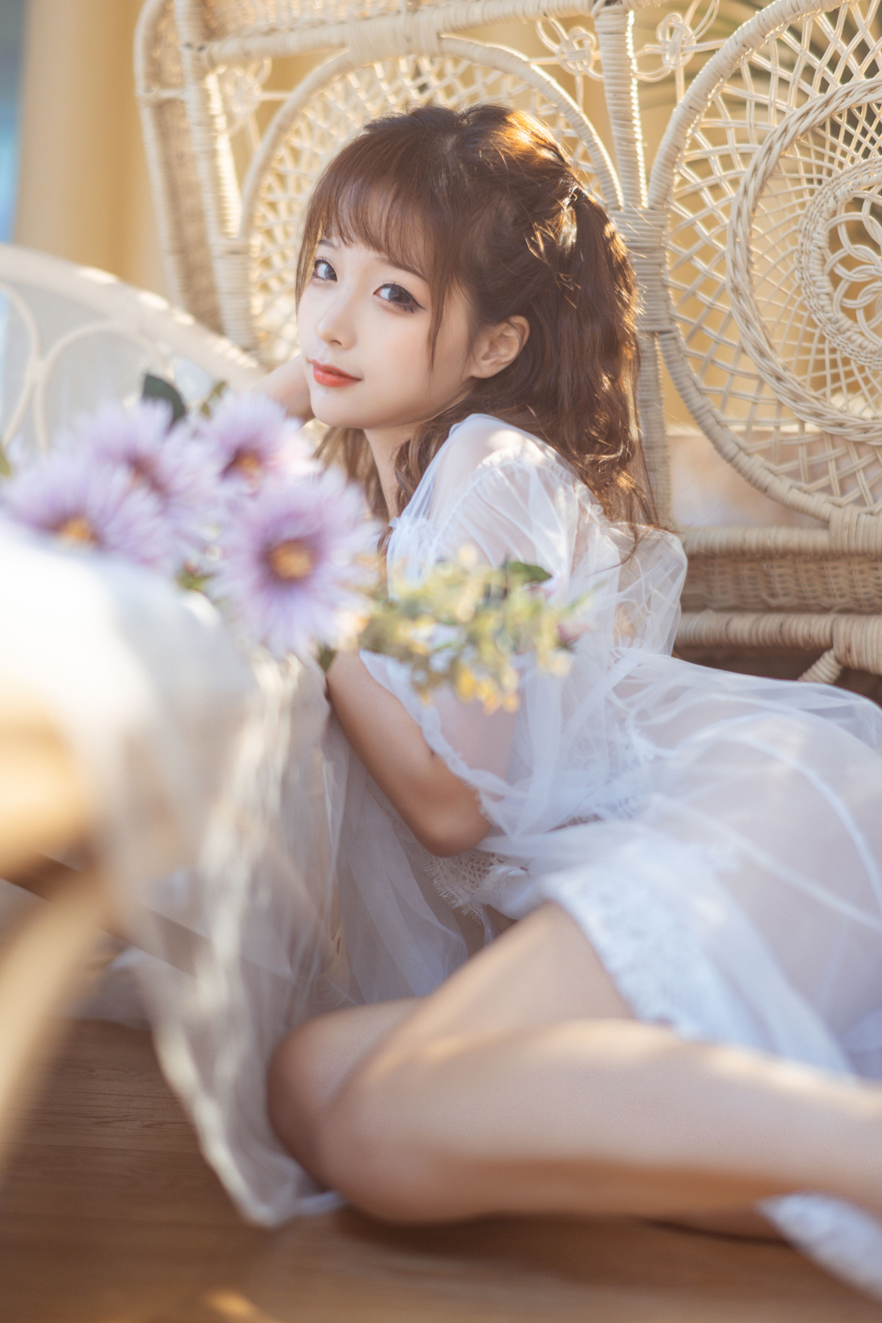 动漫博主蠢沫沫 – 蕾丝睡衣 [31P]