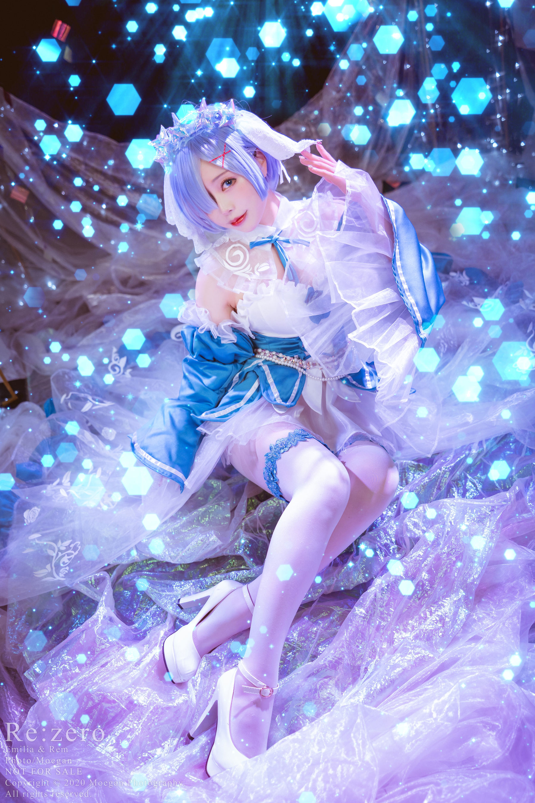 Miyana咪呀&紫玥桃 – 水晶连衣裙 [13P]