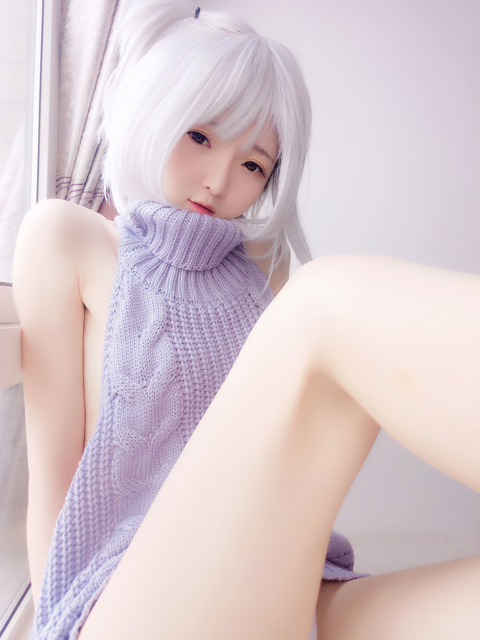 [萝莉COS] 一小央泽 – 毛衣 [19P]